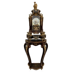 Impressive pendulum clock and console in French 20th century style