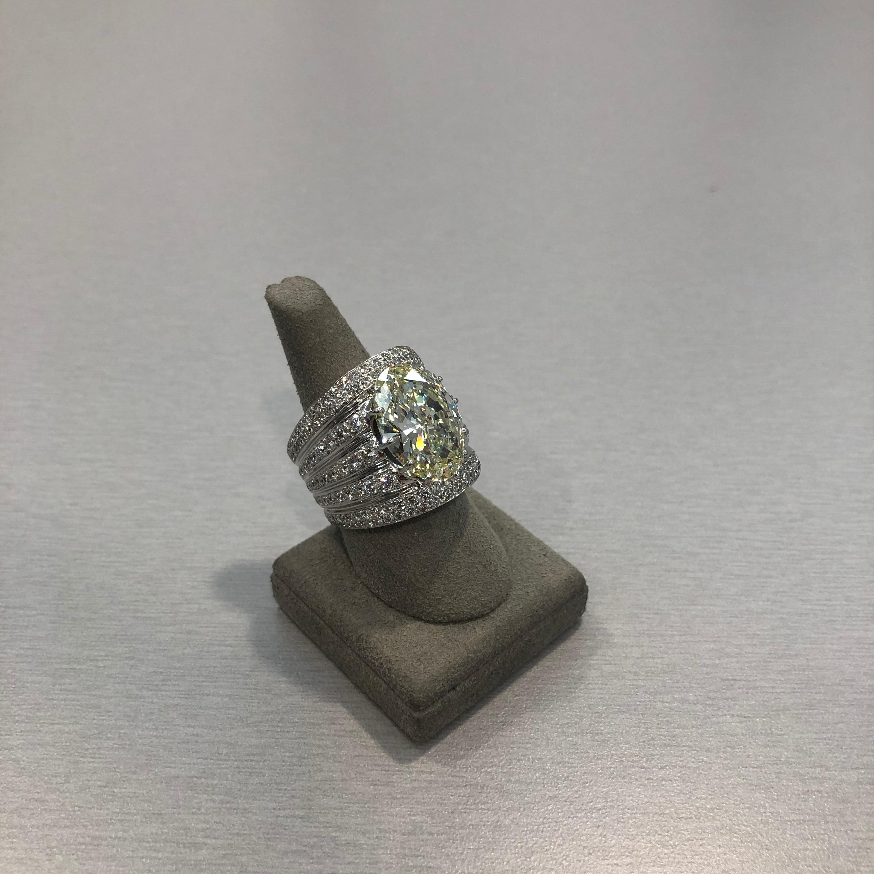 Important 14.03 Carat Diamond Cocktail Ring For Sale 1