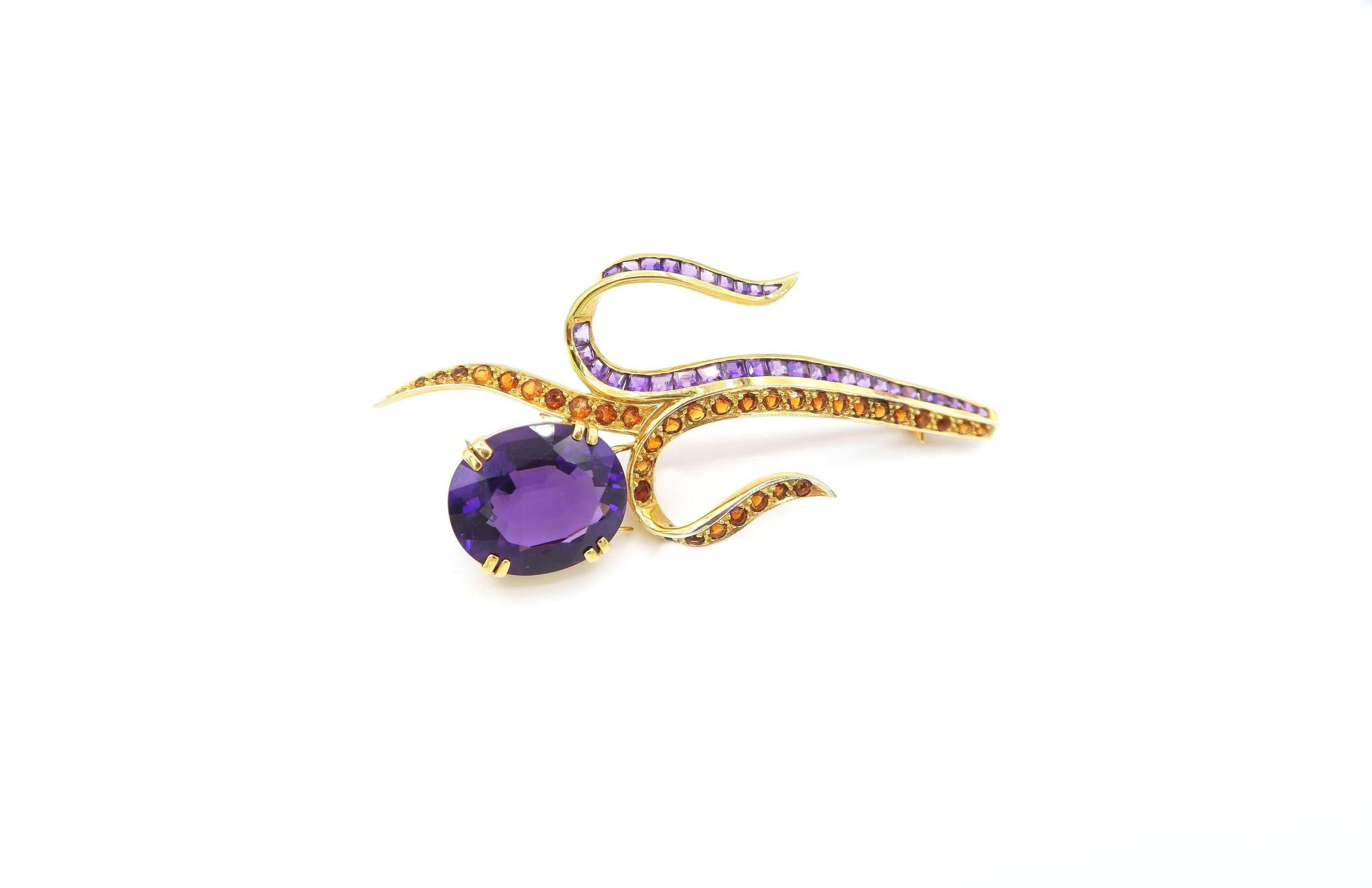 Important 14.18 Carat Oval Amethyst and 18.11 Carat Emerald Cut Citrine Interchangeable Brooch embellished with Citrine and Amethyst in 18K Gold Setting

Gold : 18K Yellow Gold, 22.20 g
Citrine: 18.11 ct
Oval Amethyst: 14.18 ct
Orange Sapphire: 2.86