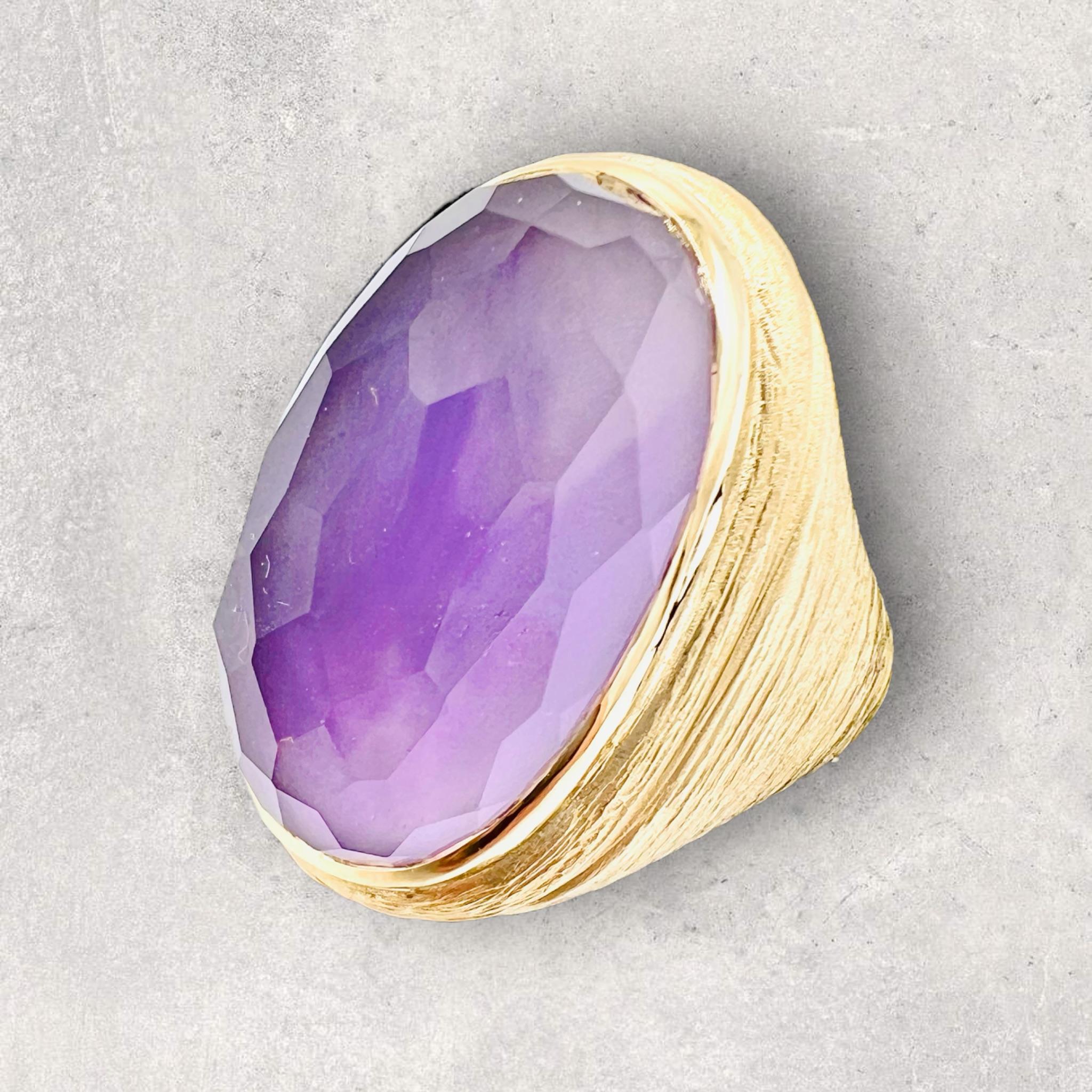 Important 18 Carat Gold Ring Set with a Faceted Amethyst 6