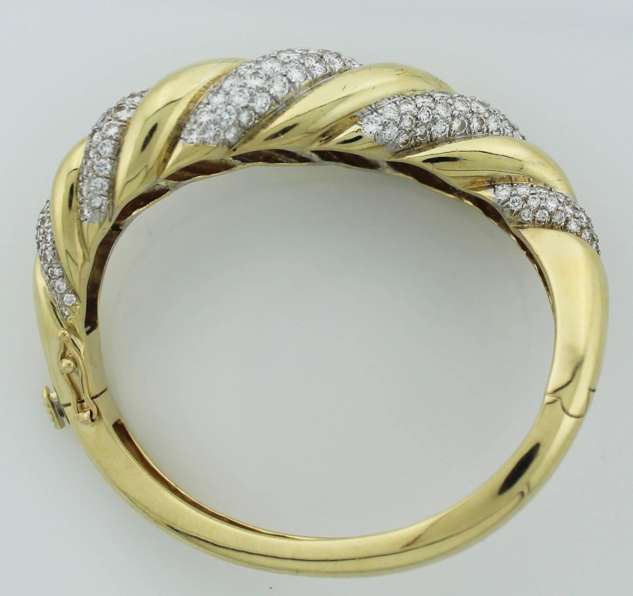 **Spectaculaire bracelet en or jaune 18K avec diamants - Chef-d'œuvre d'Elegance Unisexe en vente