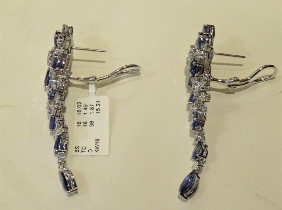 Women's Important 18KT Estate 20CT Fancy Ceylon Blue Sapphire Diamond Dangle Earrings For Sale