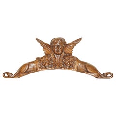 IMPORTANTE TALLADO EN ROBLE DEL SIGLO XVIII CiRCA 1720 DE LEONES REGALES Y UN PUTTI