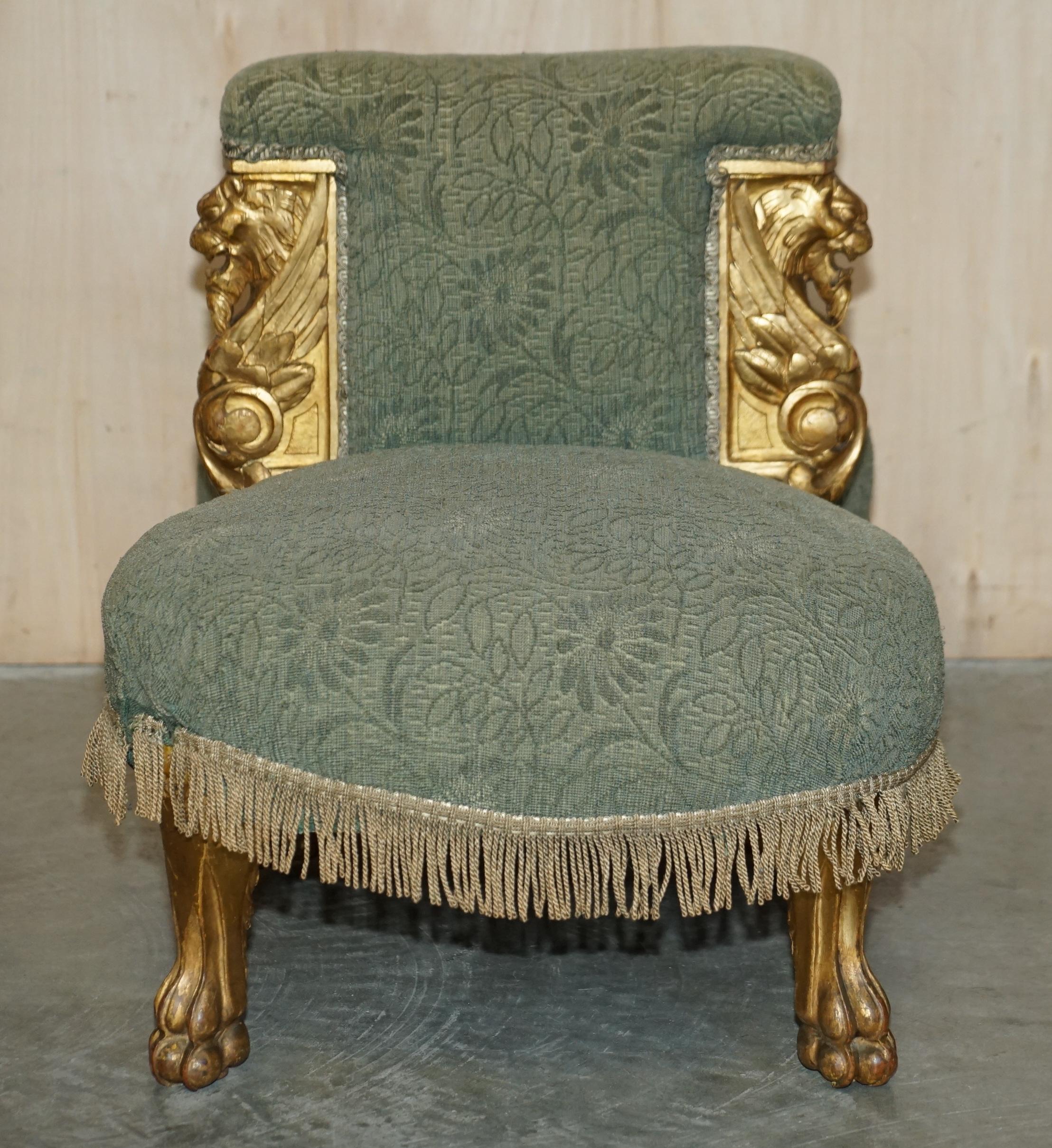 Important 18th Century circa 1740 Hand Carved Italian Giltwood Tete a Tete Sofa For Sale 6