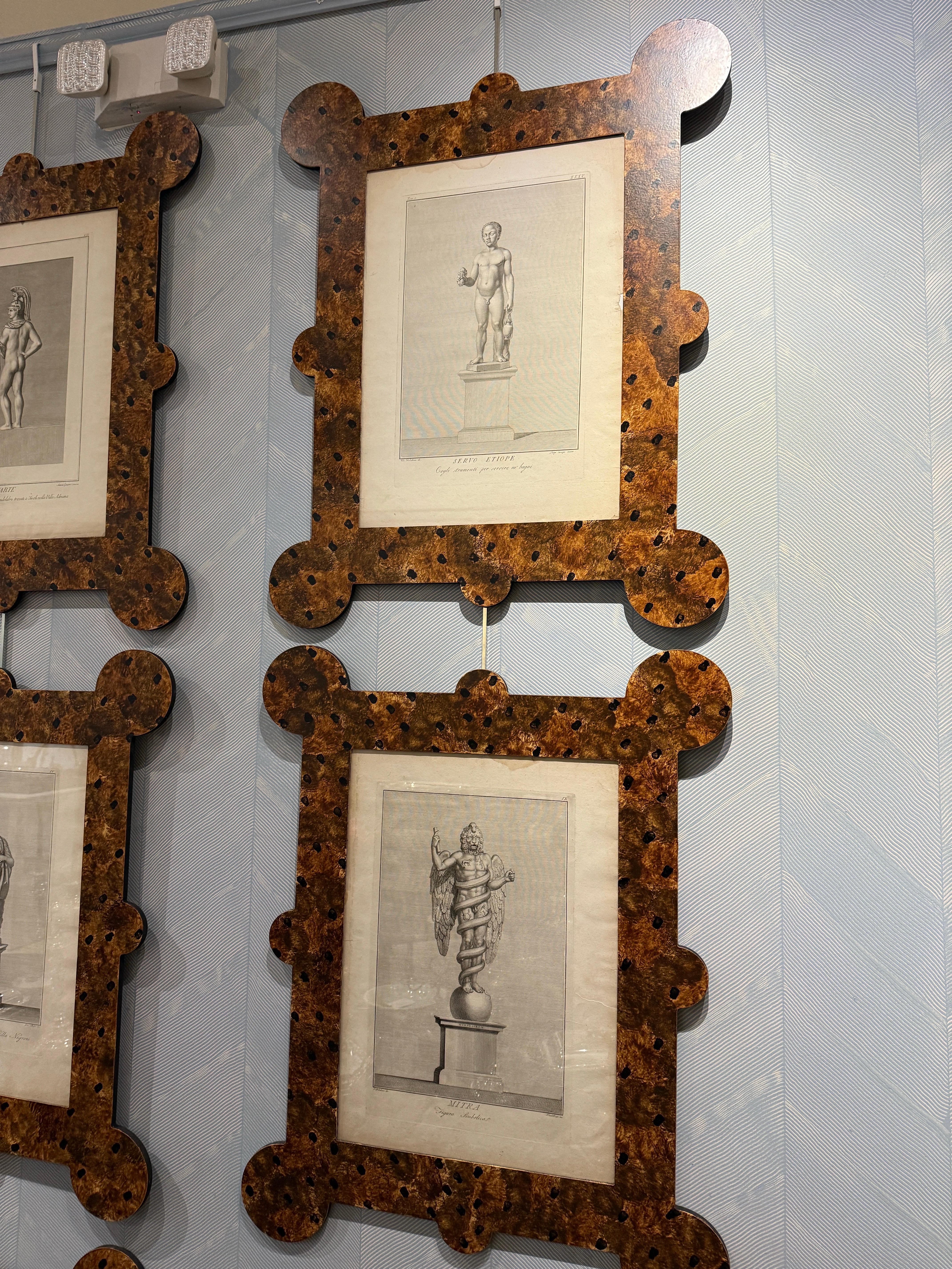 Importantes gravures classiques du XVIIIe siècle dans des cadres en fausse tortue peints à la main en vente 15