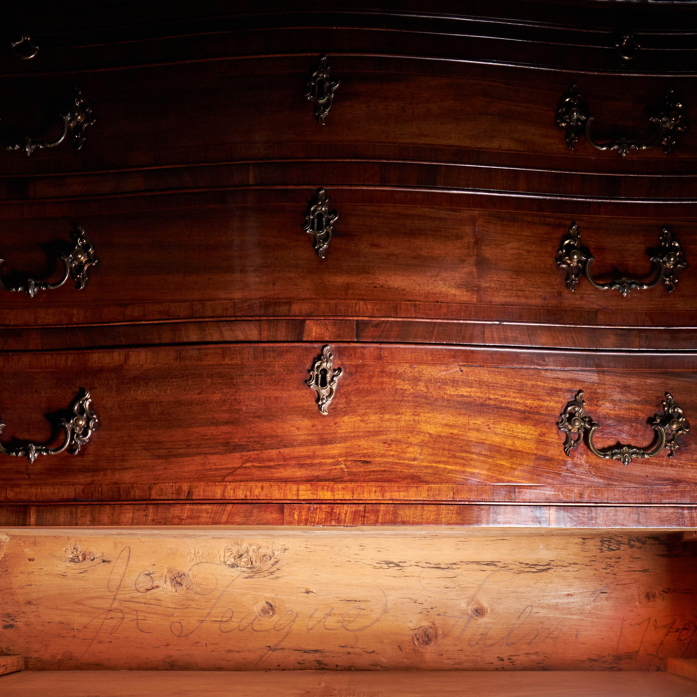 Importante cassapanca in serpentino di Goncalo Alves del XVIII secolo Signe J N Teague 1779 in vendita 6