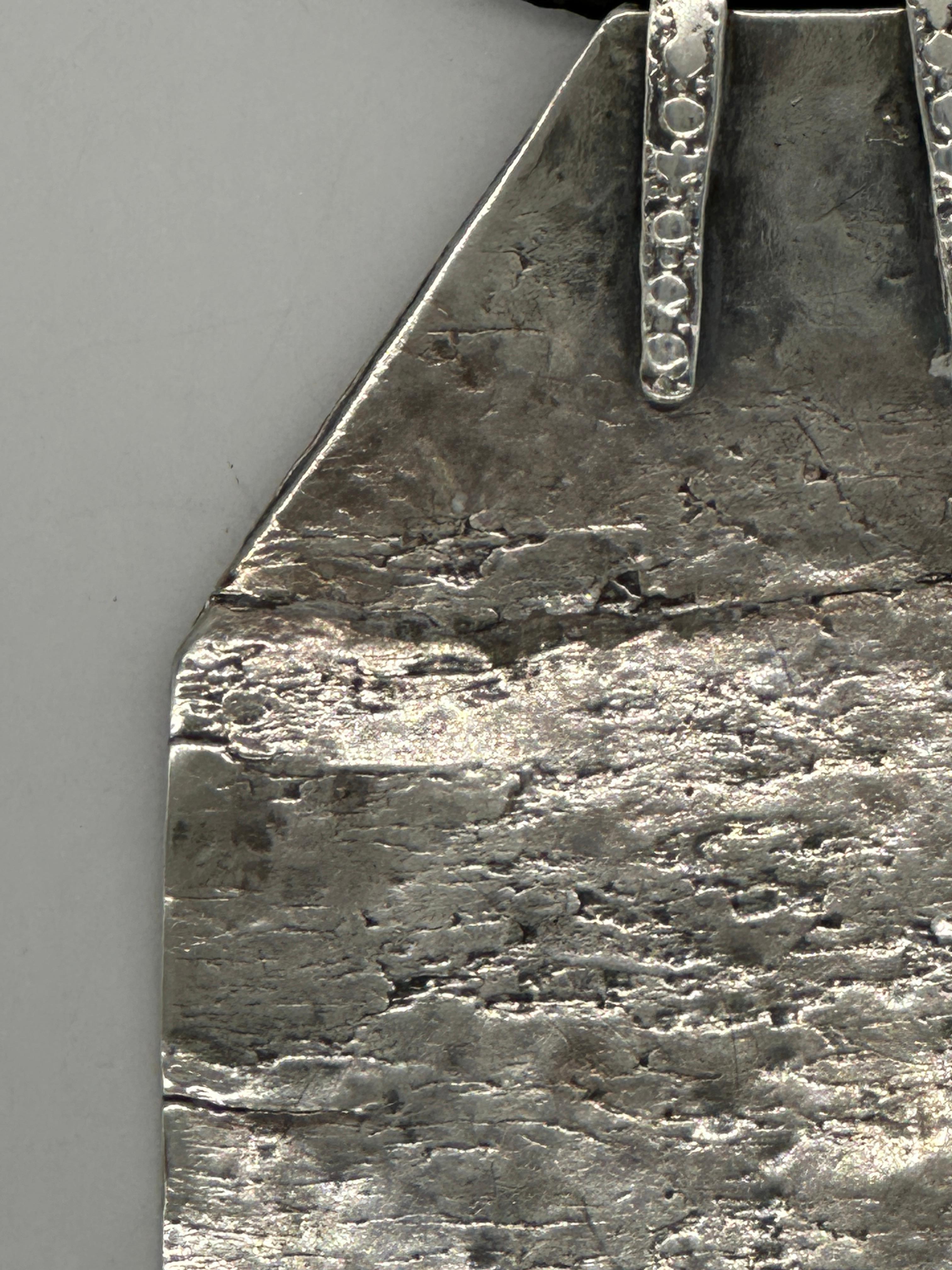 Importante  Amuleto judío persa de plata del siglo XVIII para madre y recién nacido en venta 4