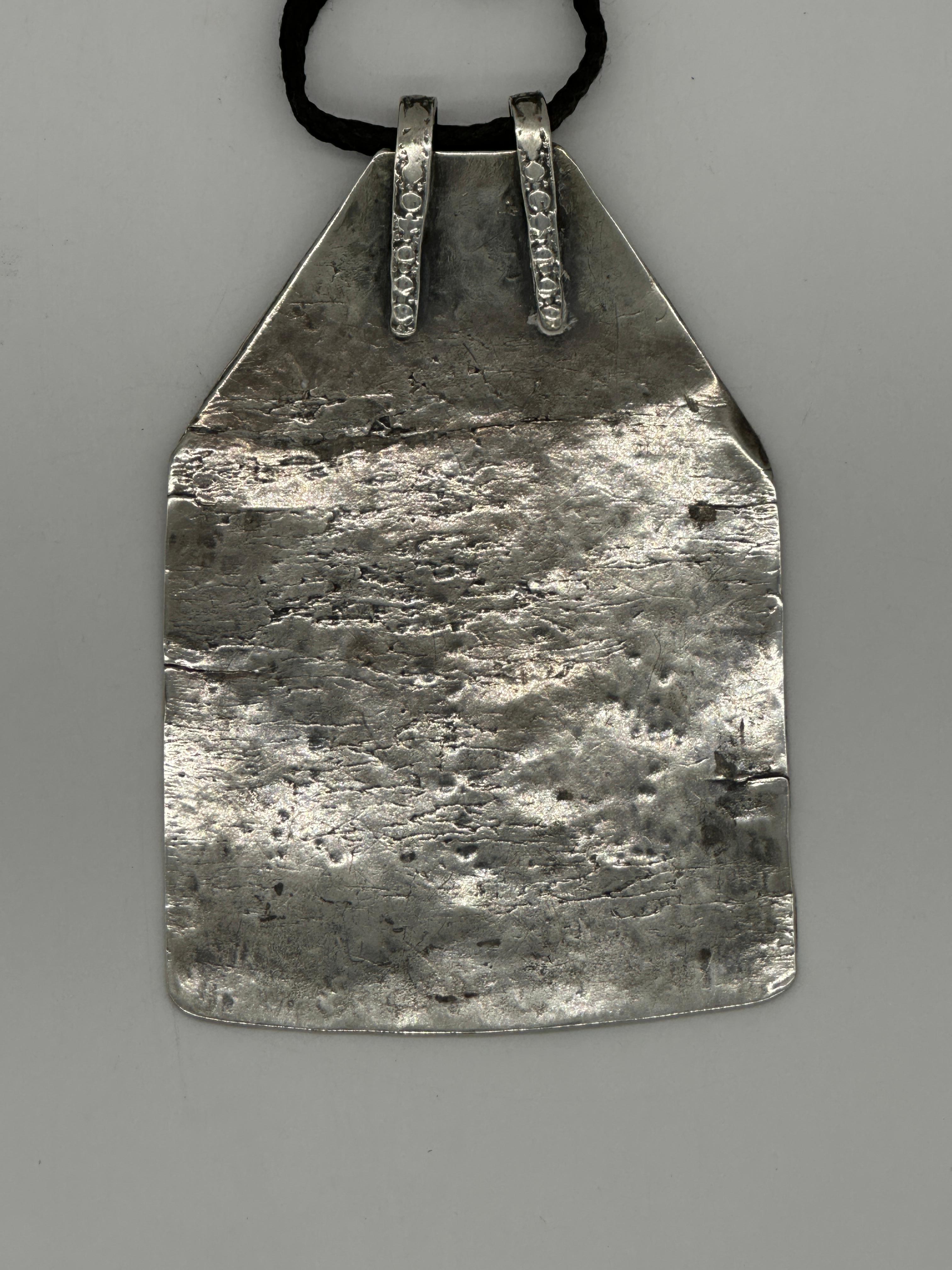 Importante  Amuleto judío persa de plata del siglo XVIII para madre y recién nacido en venta 3