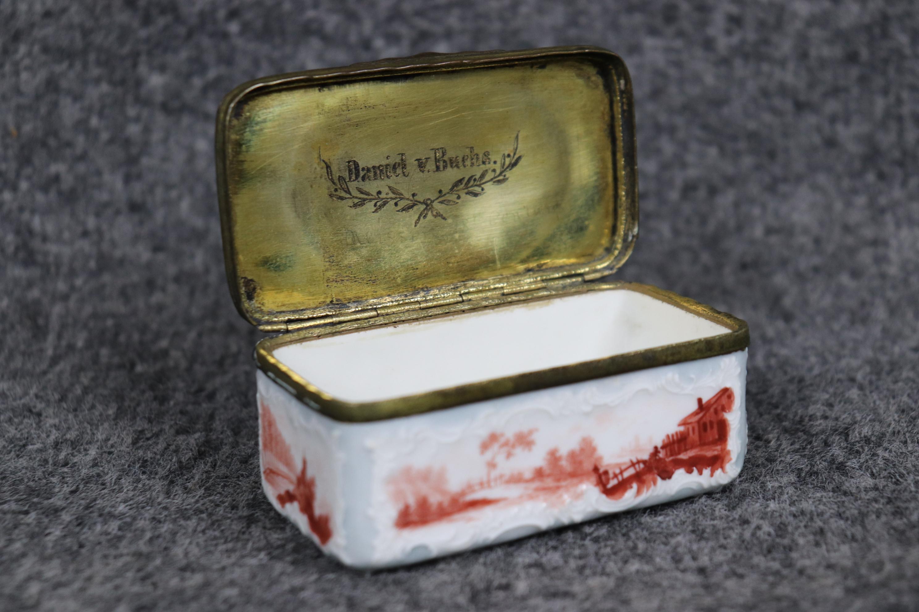 Important 18th Century Porcelain and Bronze Box by Meissen  For Sale 1