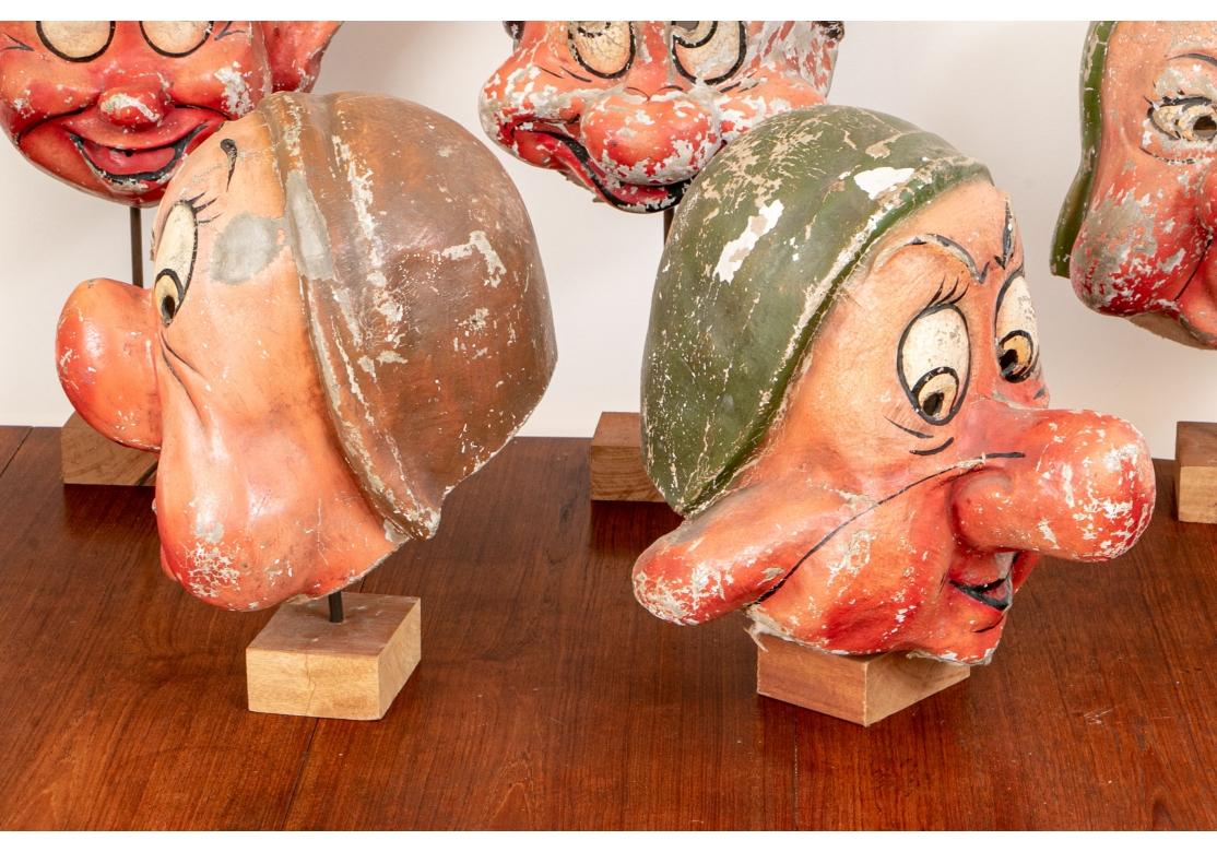 Importante Cabeza/Máscara de Papier Mâche de 1937 de 