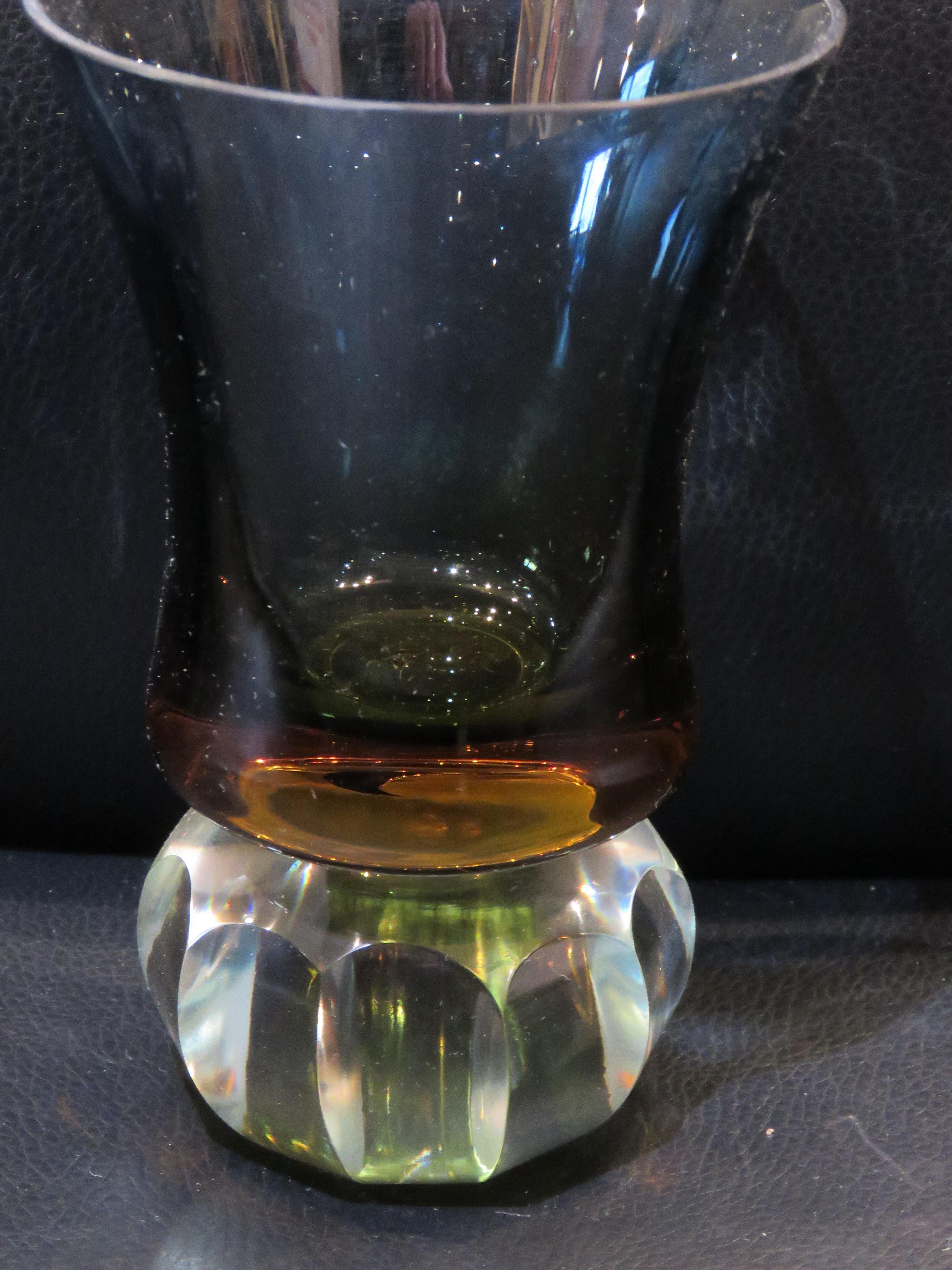 Importante vaso in vetro di Murano degli anni '30, dal cobalto all'arancione e al trasparente In condizioni buone in vendita a New York, NY