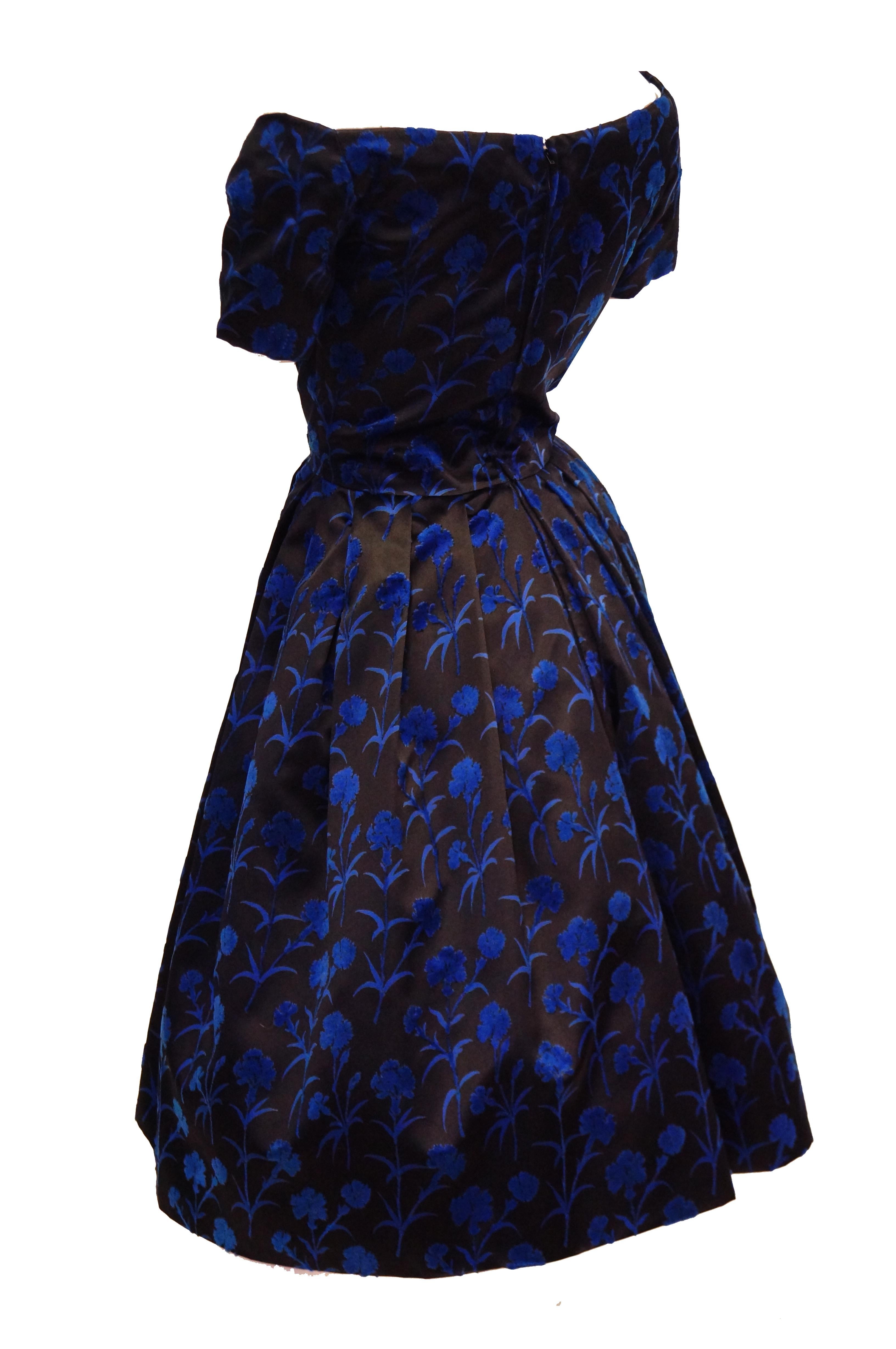 1950er Christian Dior Couture Blau & Schwarz Seide & Samt New Look Kleid, 1950er Jahre Damen im Angebot