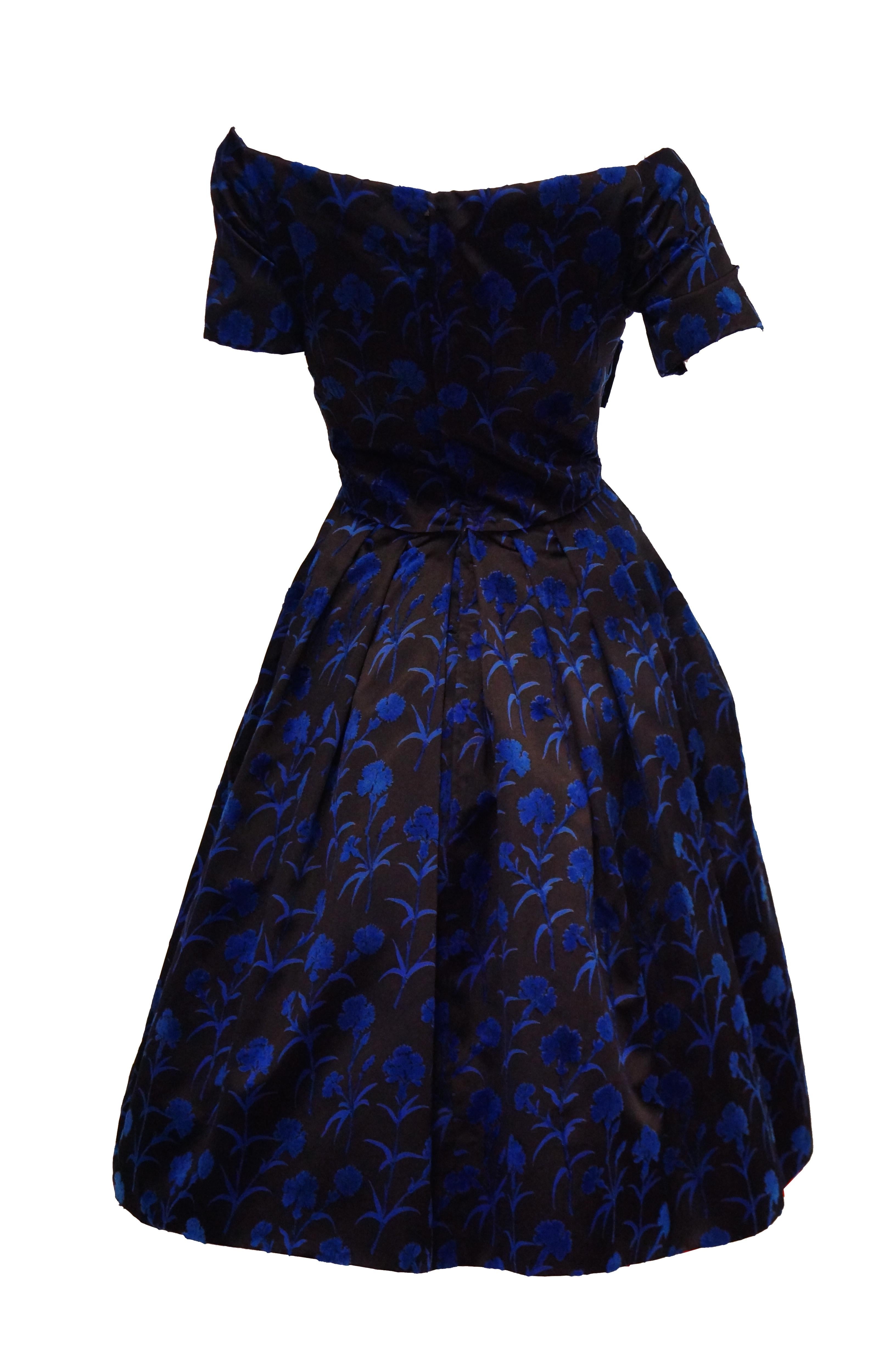 1950er Christian Dior Couture Blau & Schwarz Seide & Samt New Look Kleid, 1950er Jahre im Angebot 1