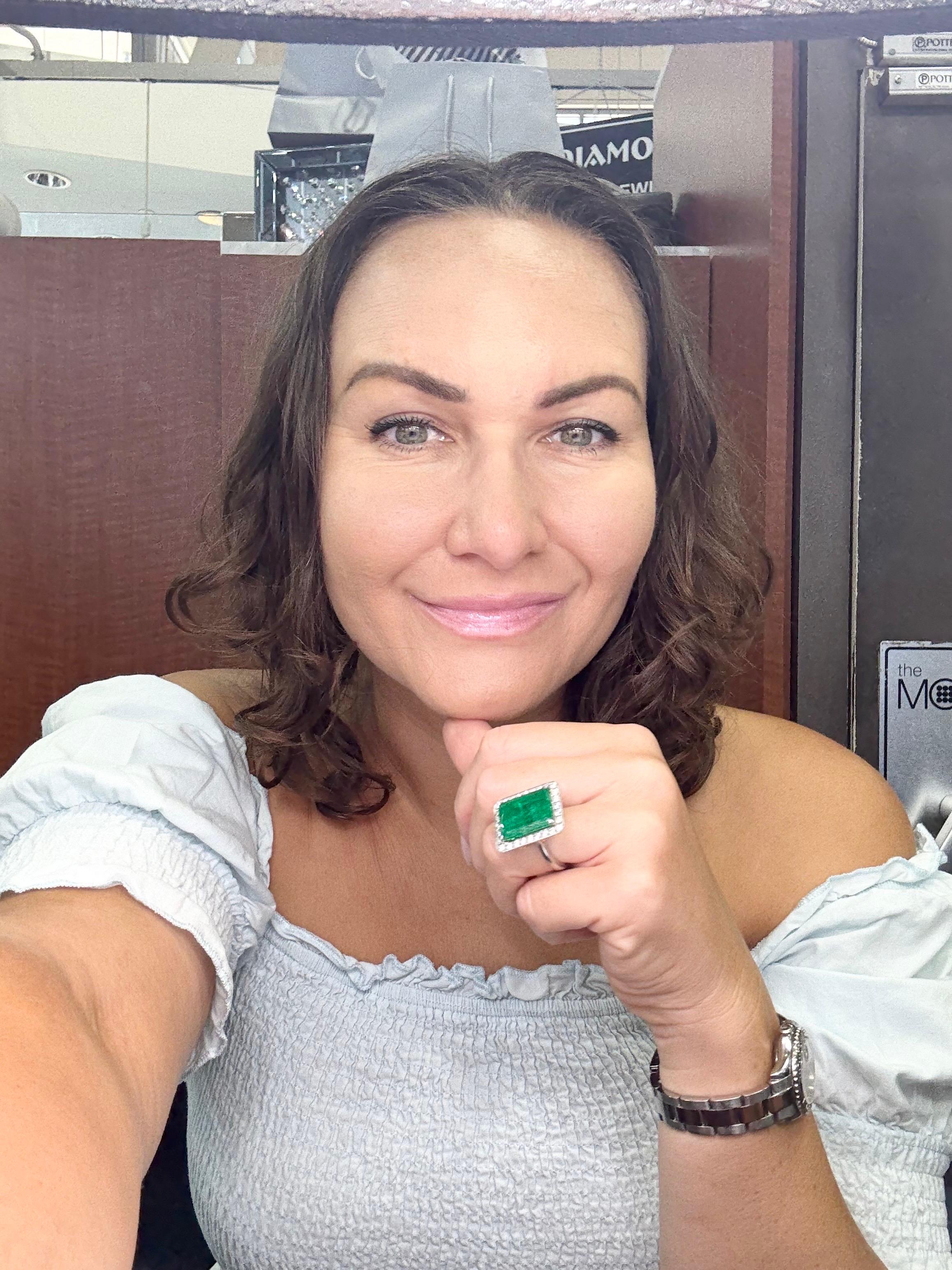 Important 19.55ct Emerald Diamond ring COLOMBIAN certified emerald AGL platinum For Sale 6
