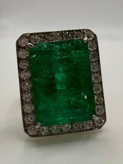 Important 19.55ct Emerald Diamond ring COLOMBIAN certified emerald AGL platinum