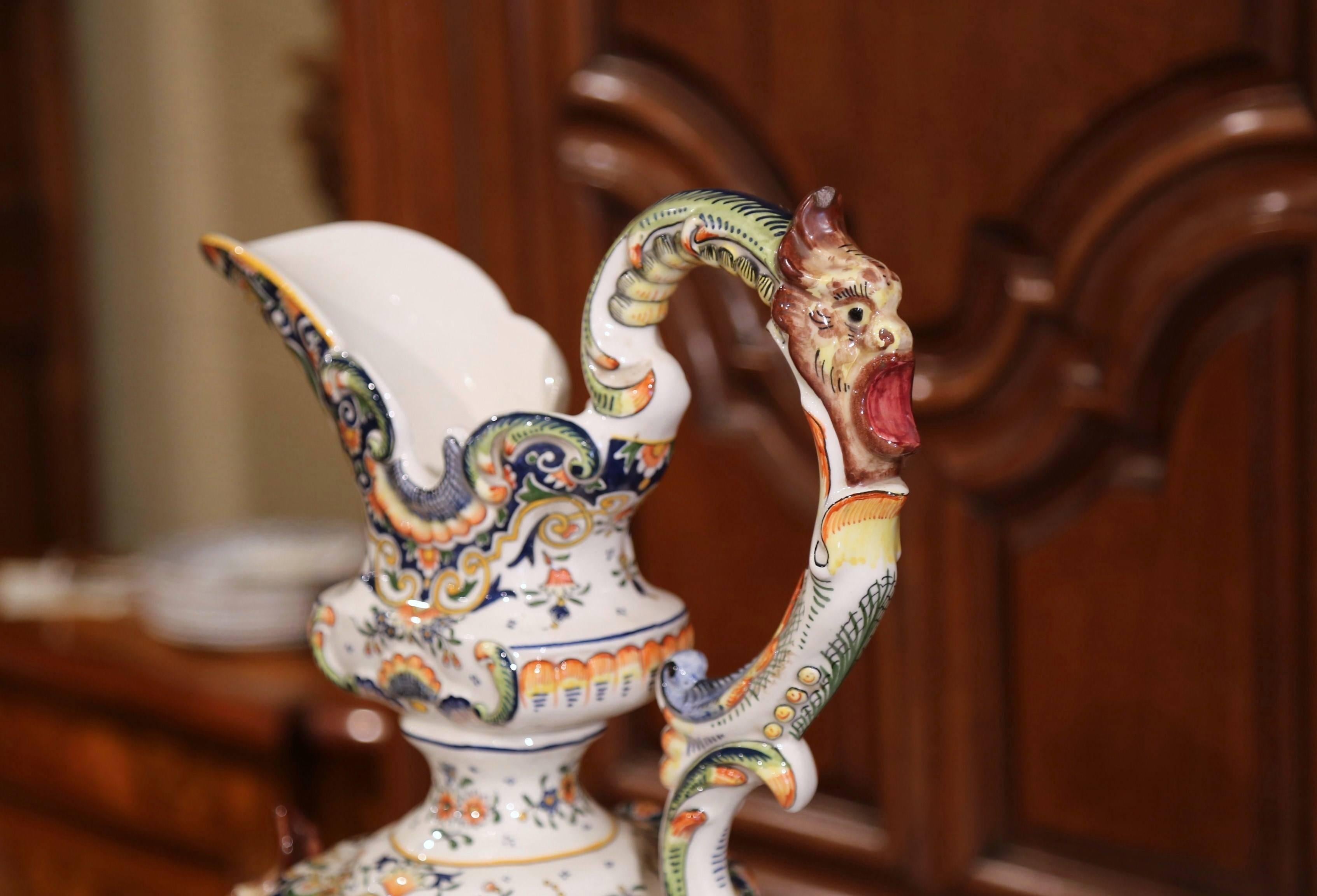 19th Century French Hand Painted Faience Ewer Vase from Boulogne For Sale 2