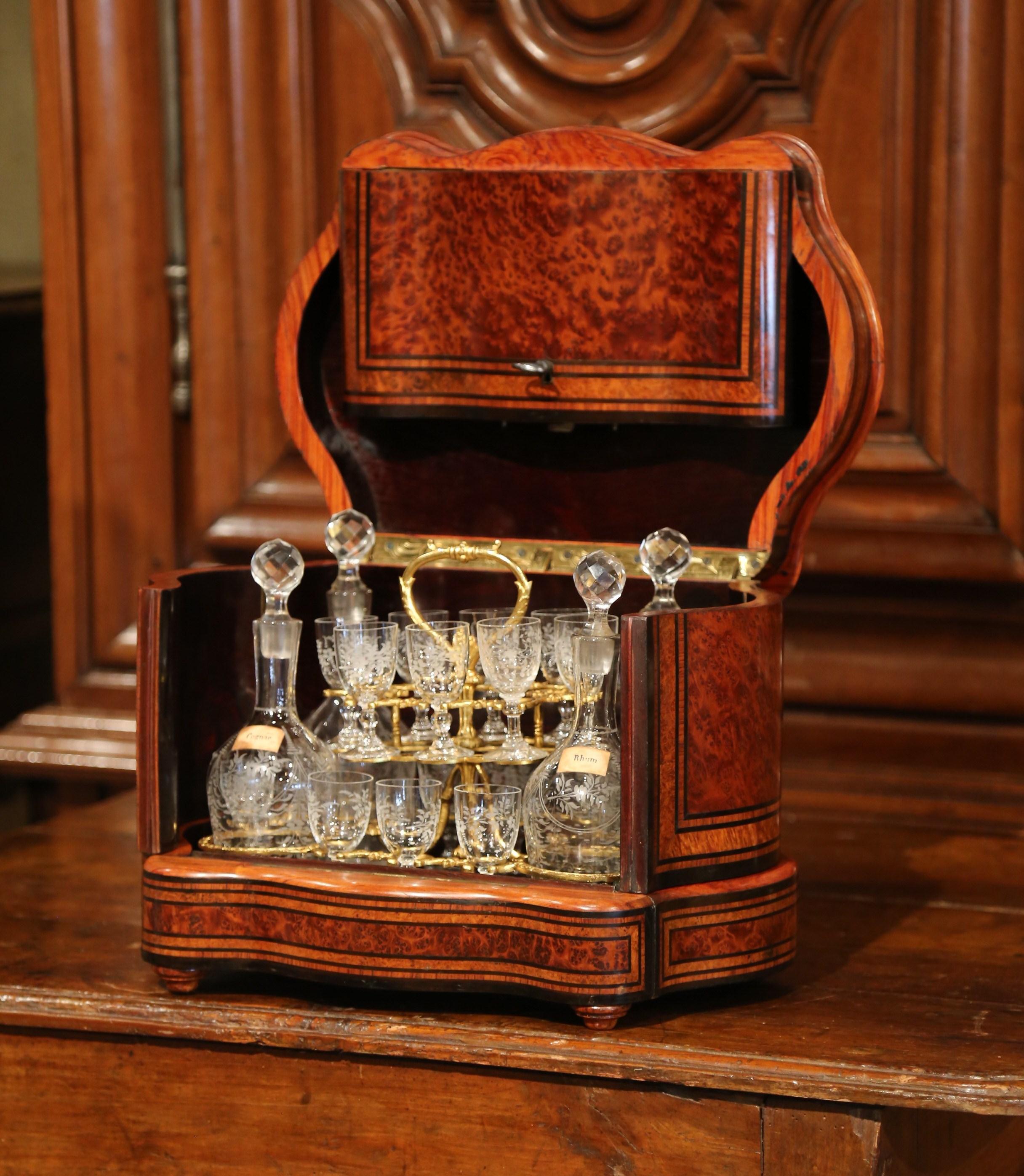 Important 19th Century French Napoleon III Walnut & Burl Cave a Liqueur Tantalus In Excellent Condition In Dallas, TX