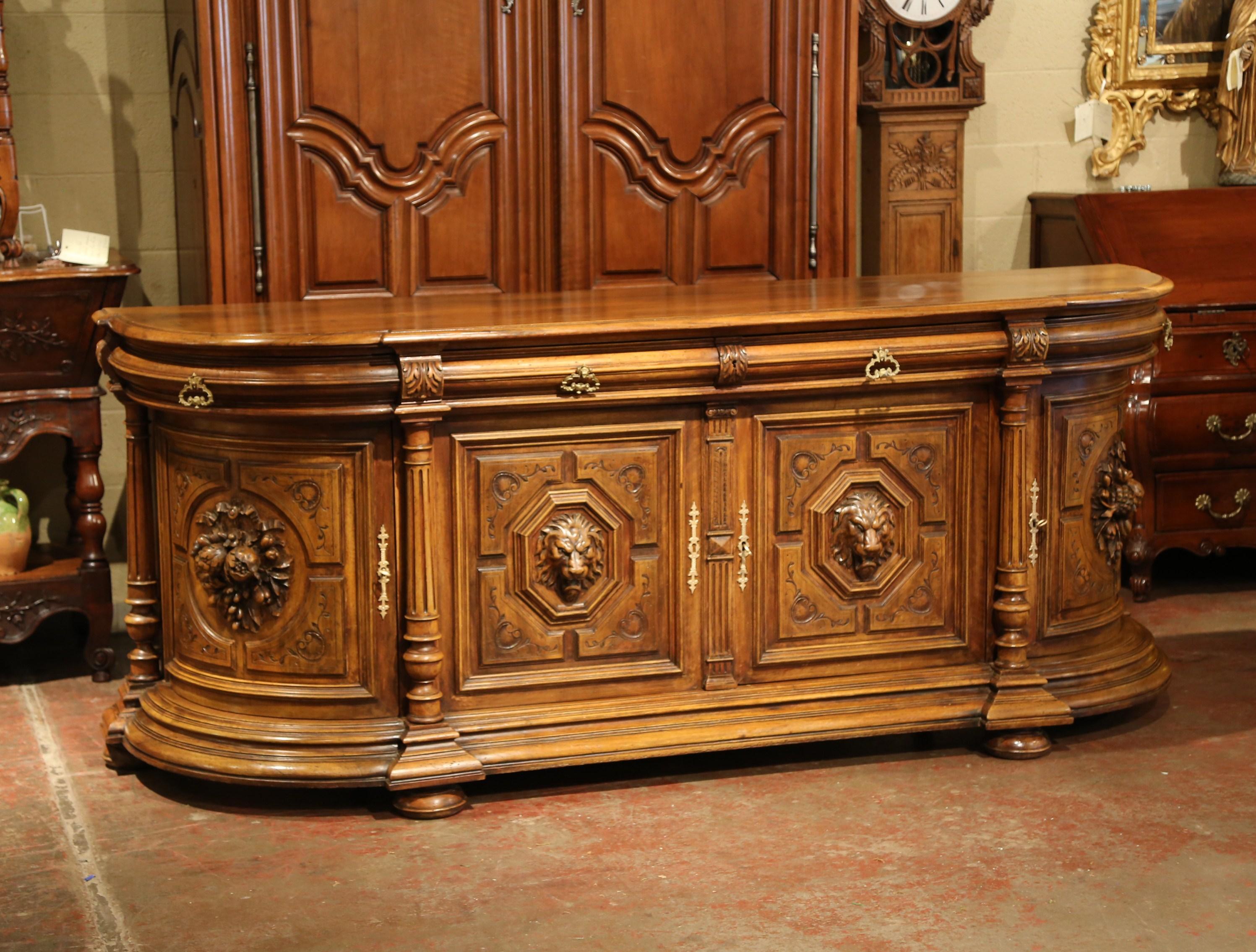 Important 19th Century French Walnut Four-Door Buffet with Carved Medallions 1