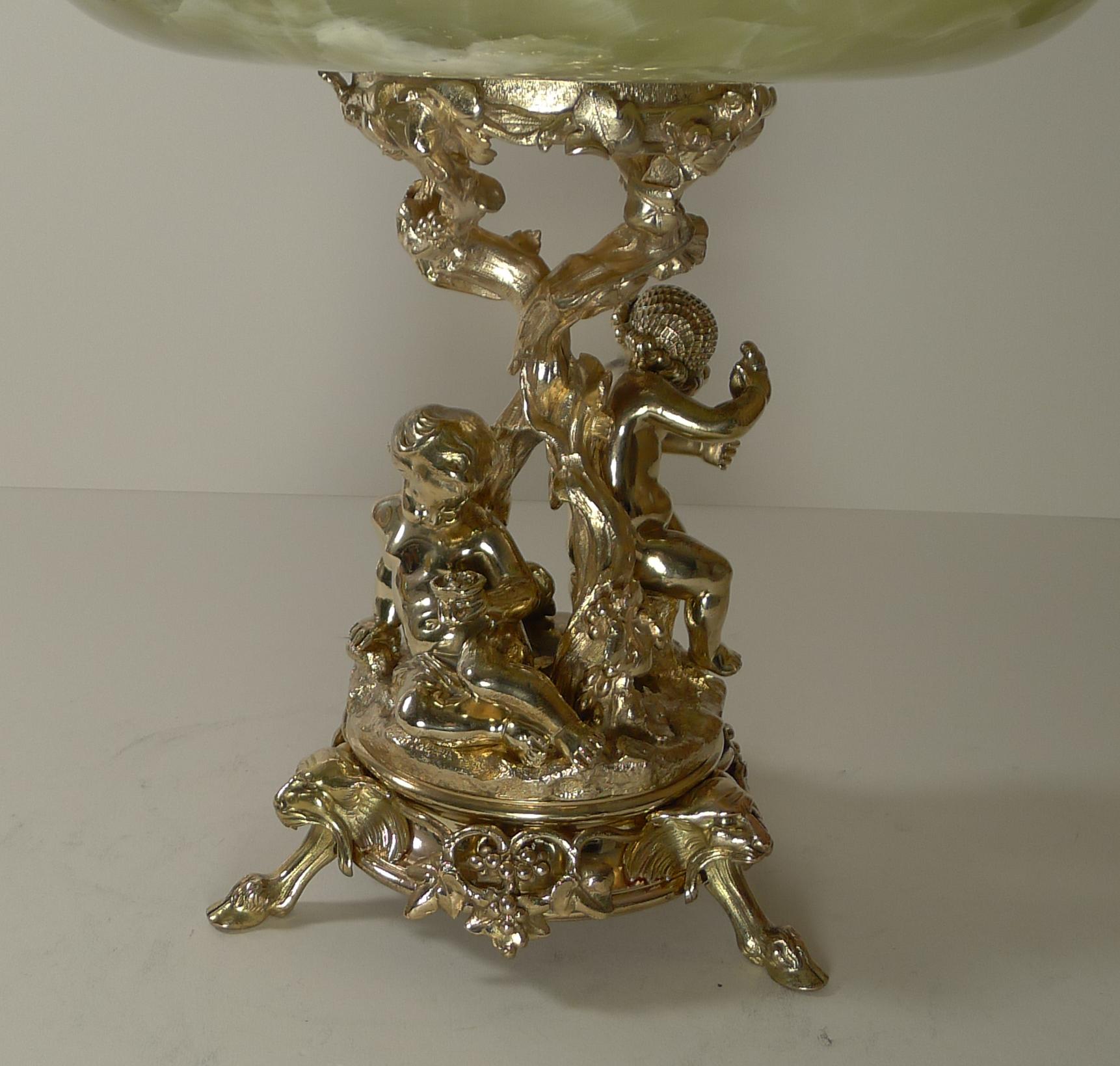 Important 19th Century Gilded Bronze Centrepiece, Christofle, Paris For Sale 8