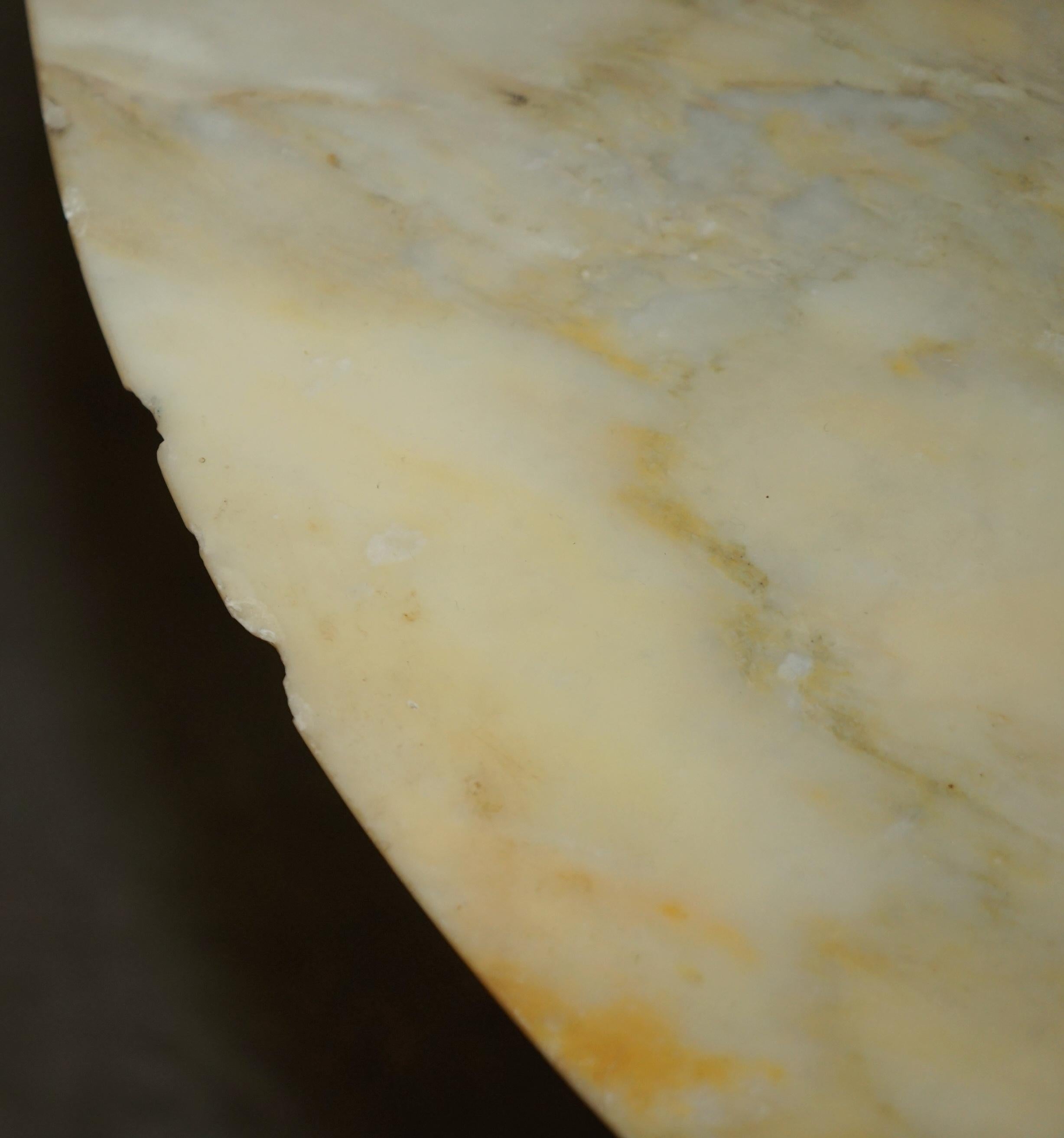Vergoldeter Delphin-Tisch aus italienischem Carrara-Marmor aus dem 19. Jahrhundert im Angebot 8