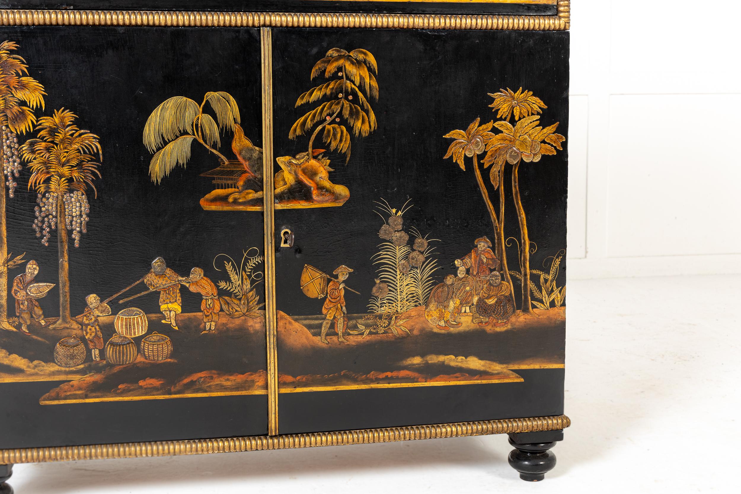 Important meuble d'appoint en japanier de la période Regency du 19e siècle en vente 8