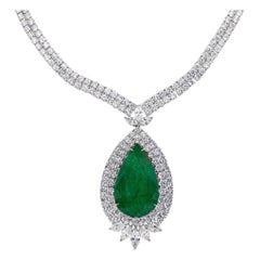 Retro Important 27.15 Carat Pear Emerald Necklace Set with Diamonds 24.87 Carats Total