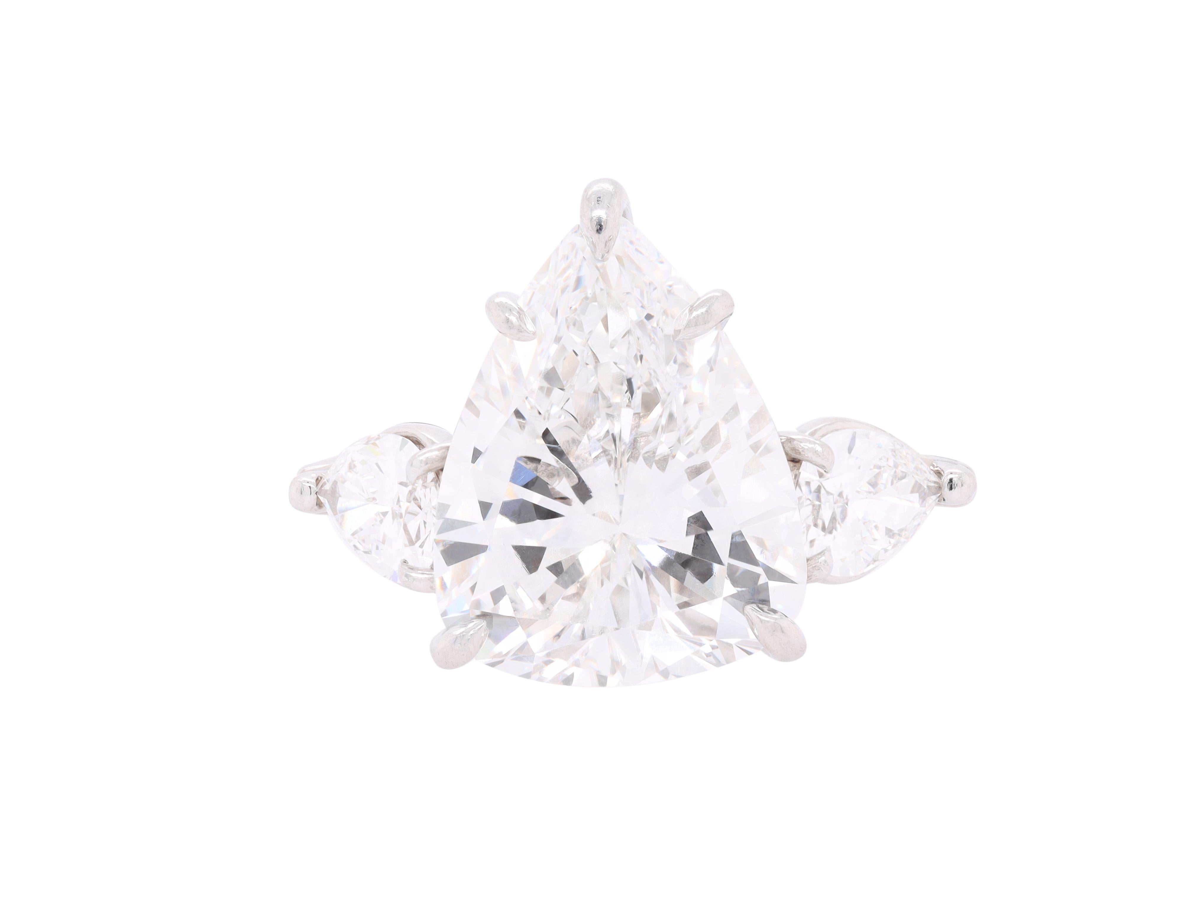 Wichtiger 5,82 Karat birnenförmiger Diamantring Damen im Angebot