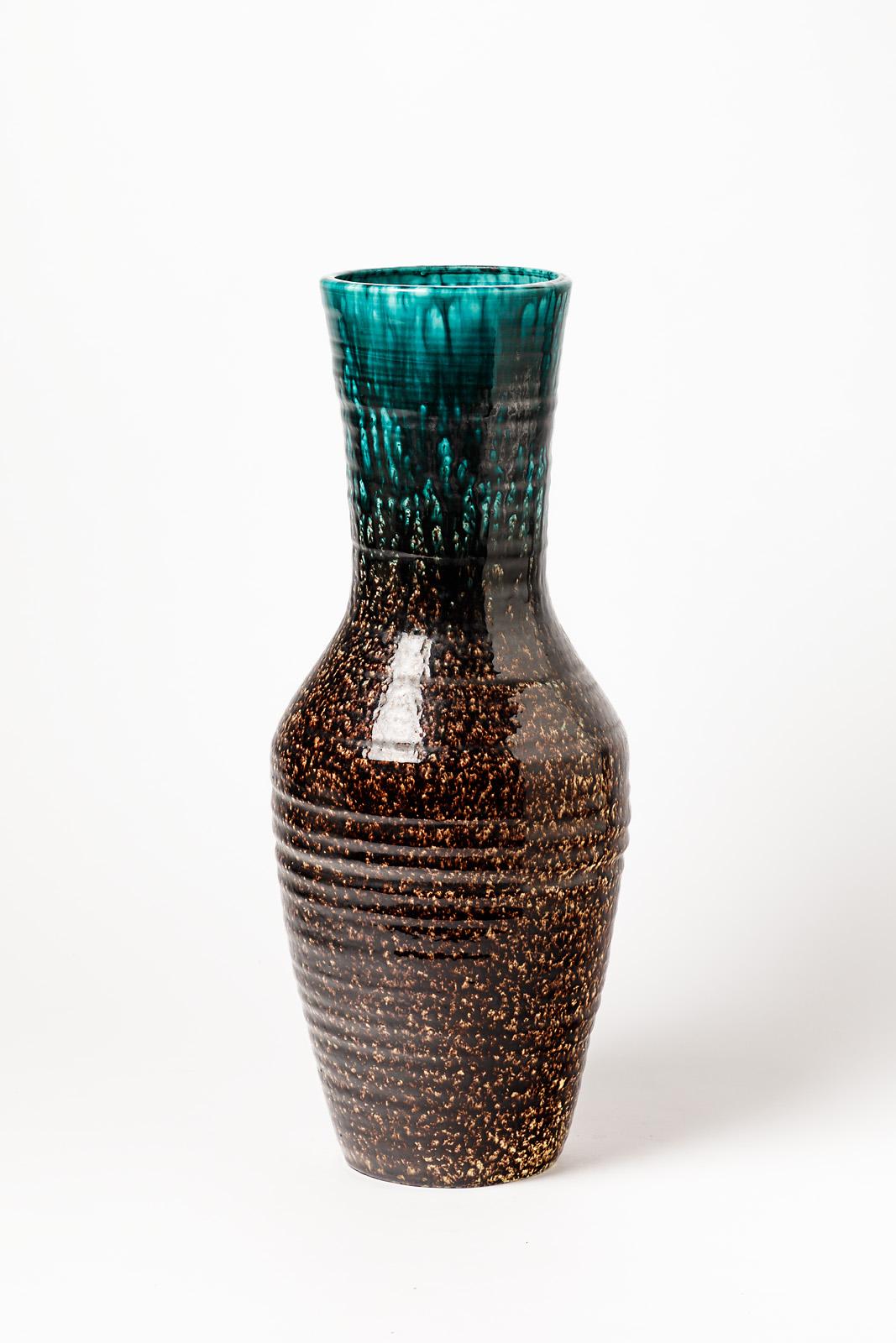 Important Accolay Mid-20th Century Ceramic Vase Blue and Black In Excellent Condition For Sale In Neuilly-en- sancerre, FR