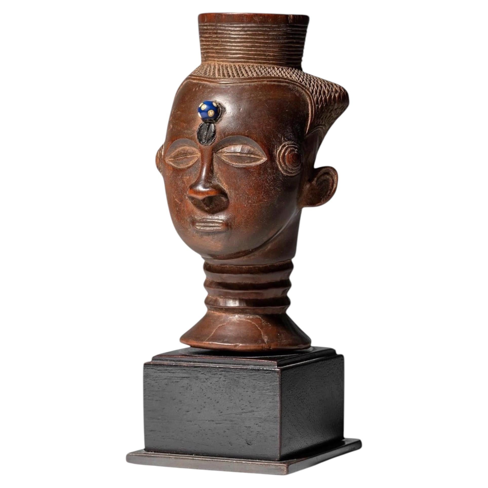 Important African Kuba Palmwine cup from the D.R Congo - Late 19th century