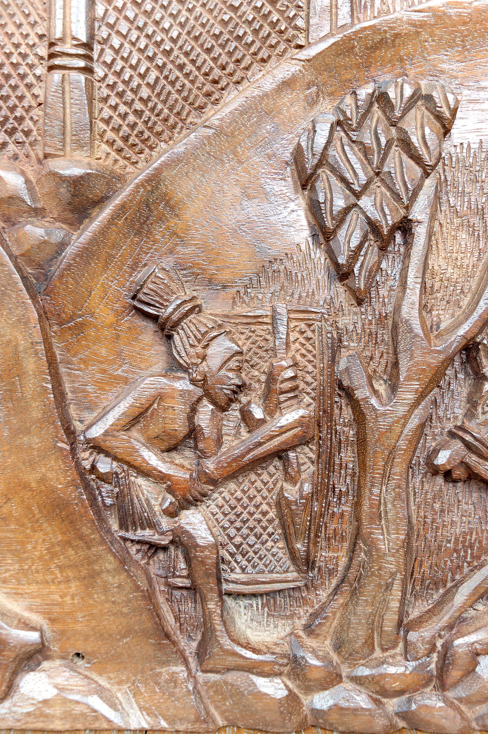 Bedeutende afrikanische monoxyle geschnitzte Tafel, Bamoun Bas-Relief, Kamerun, CIRCA 1960 im Angebot 7