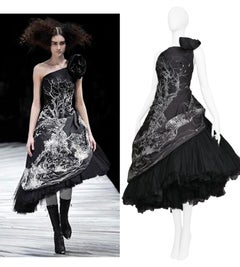 Important Alexander McQueen "Girl Who Lived In A Tree" 2008 Runway Gown