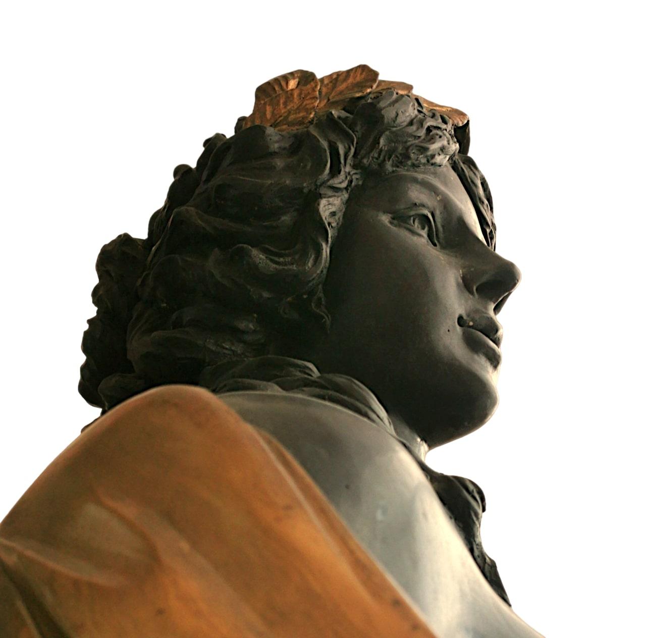 Importante et impressionnante paire de sculptures en bronze du XIXe siècle en vente 9