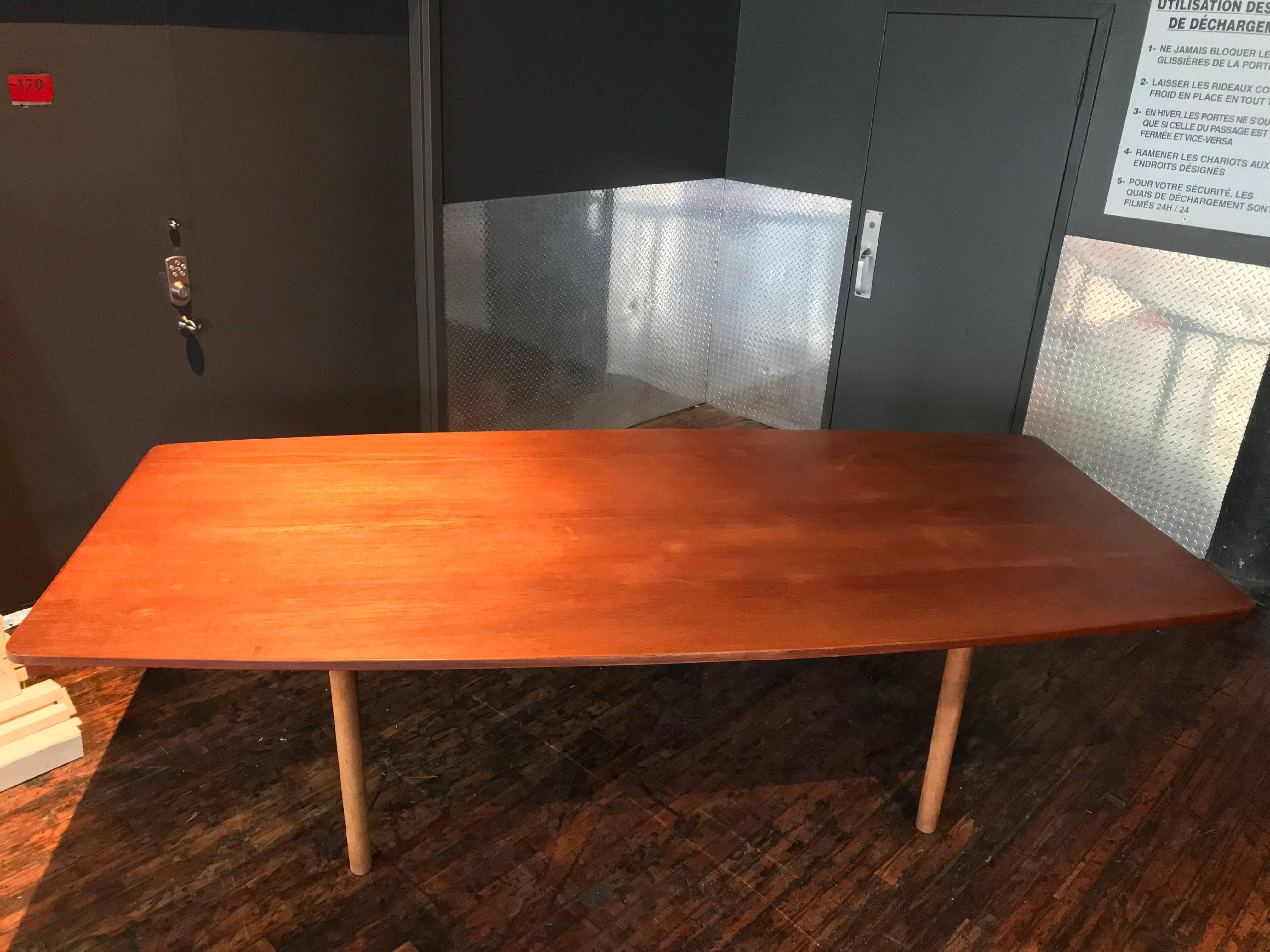 Mid-Century Modern Important and Large Teak and Oak Dining or Conference Table by Hans Wegner For Sale