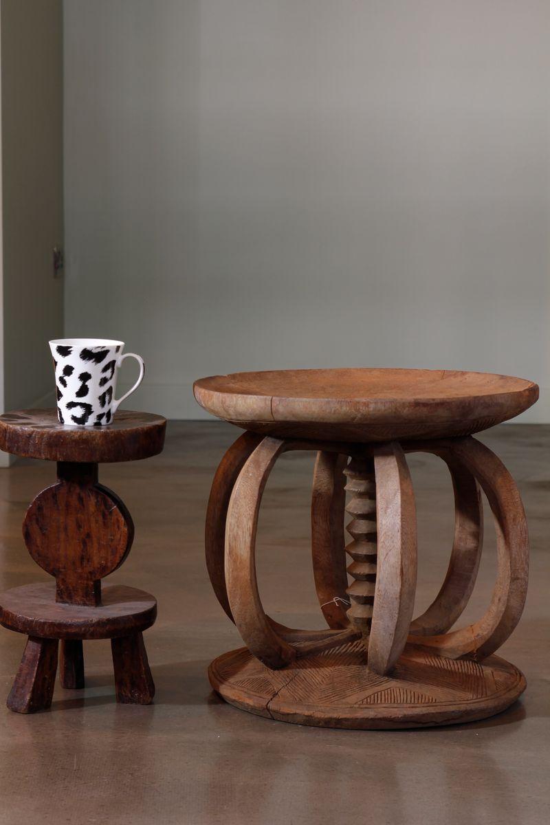 Important and Rare Igbo Prestige Stool  In Good Condition For Sale In London, GB
