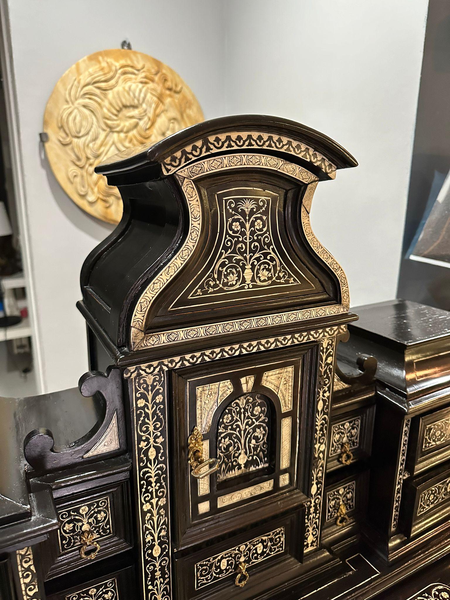 Important and Rare Joseph Bertin - Milan - Ebene Desk 19th Century For Sale 11