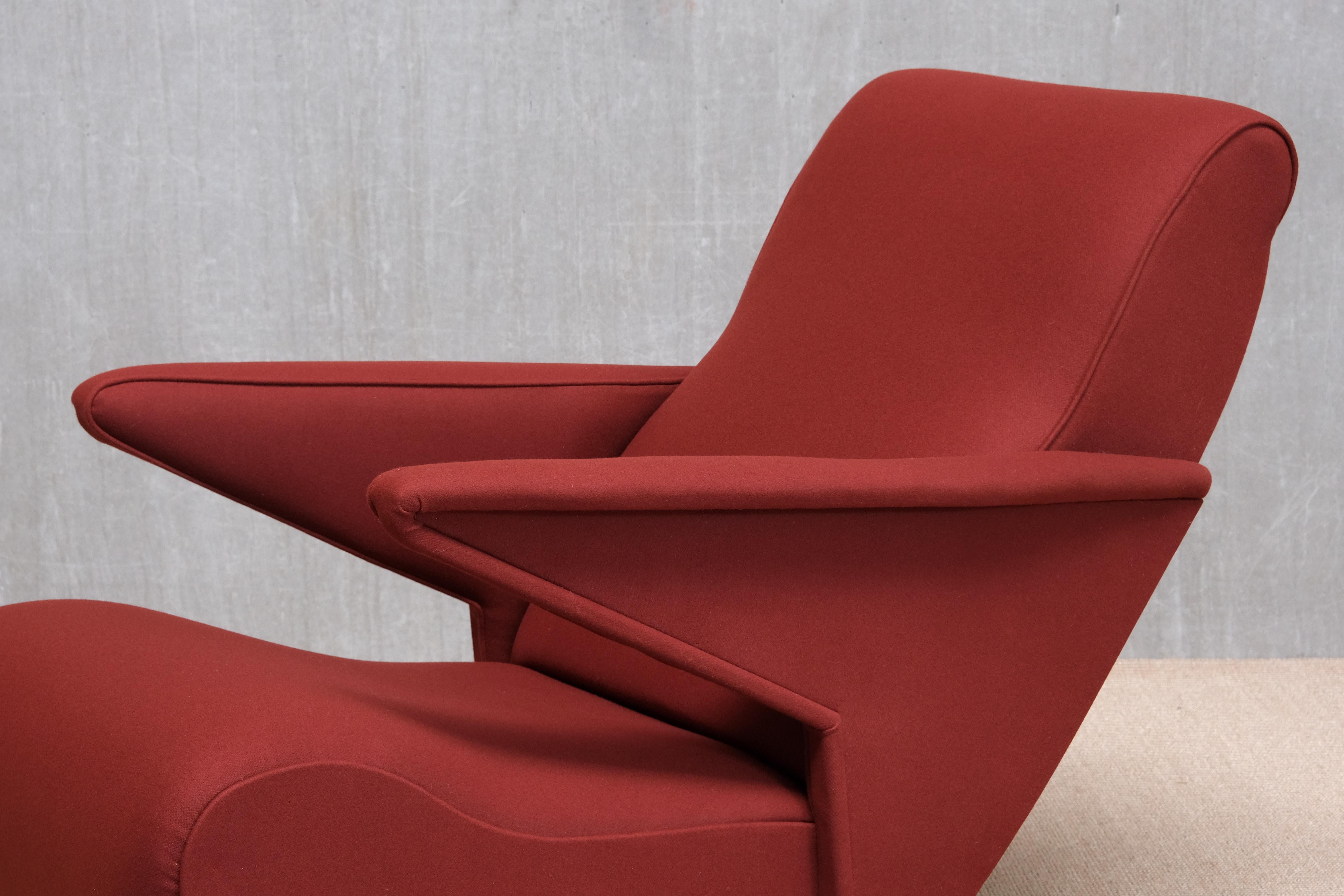 Important Angelo Banfi Reclining Armchair in Dedar Wool and Walnut, Italy, 1944 For Sale 7
