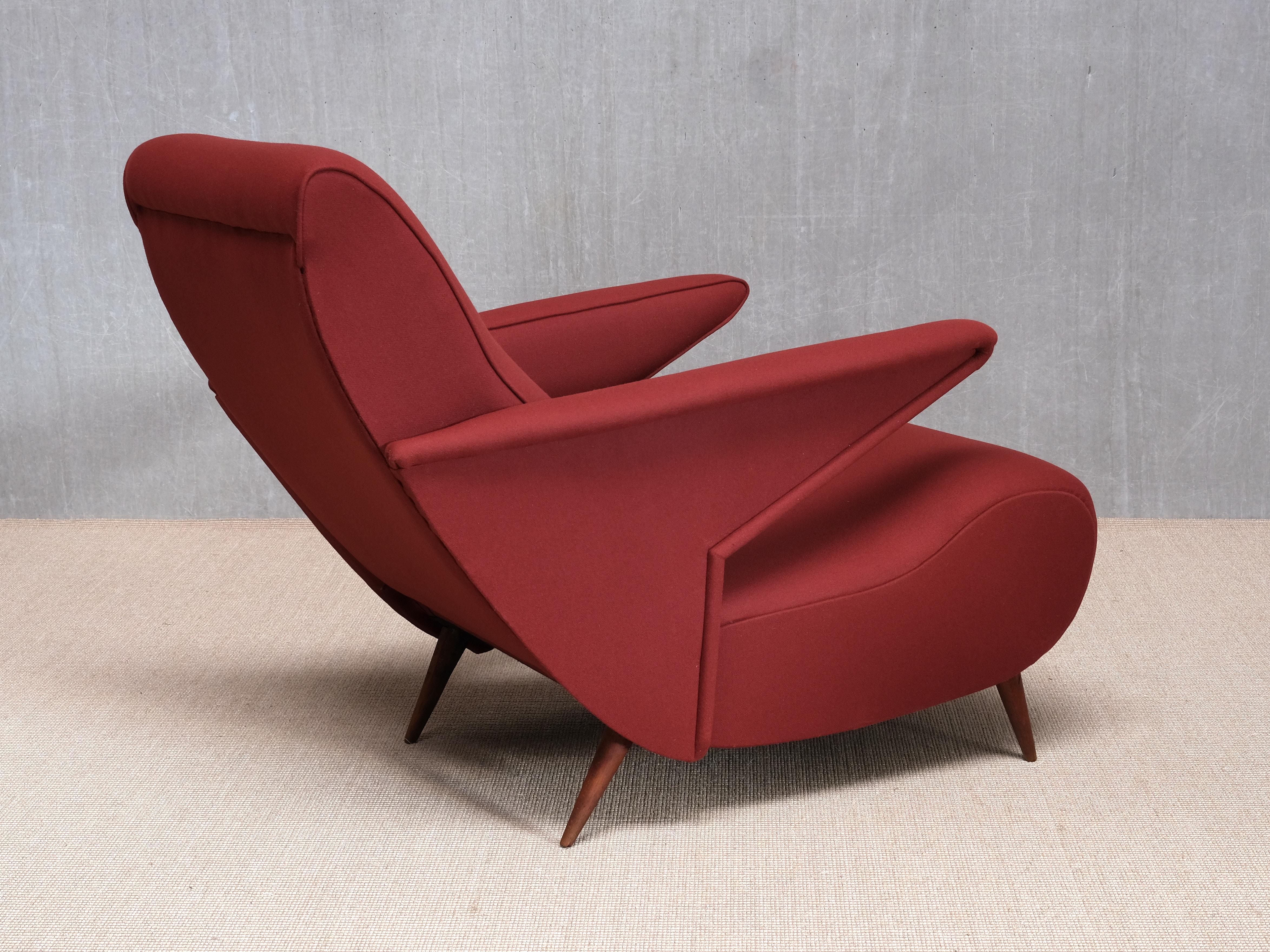 Important Angelo Banfi Reclining Armchair in Dedar Wool and Walnut, Italy, 1944 For Sale 2
