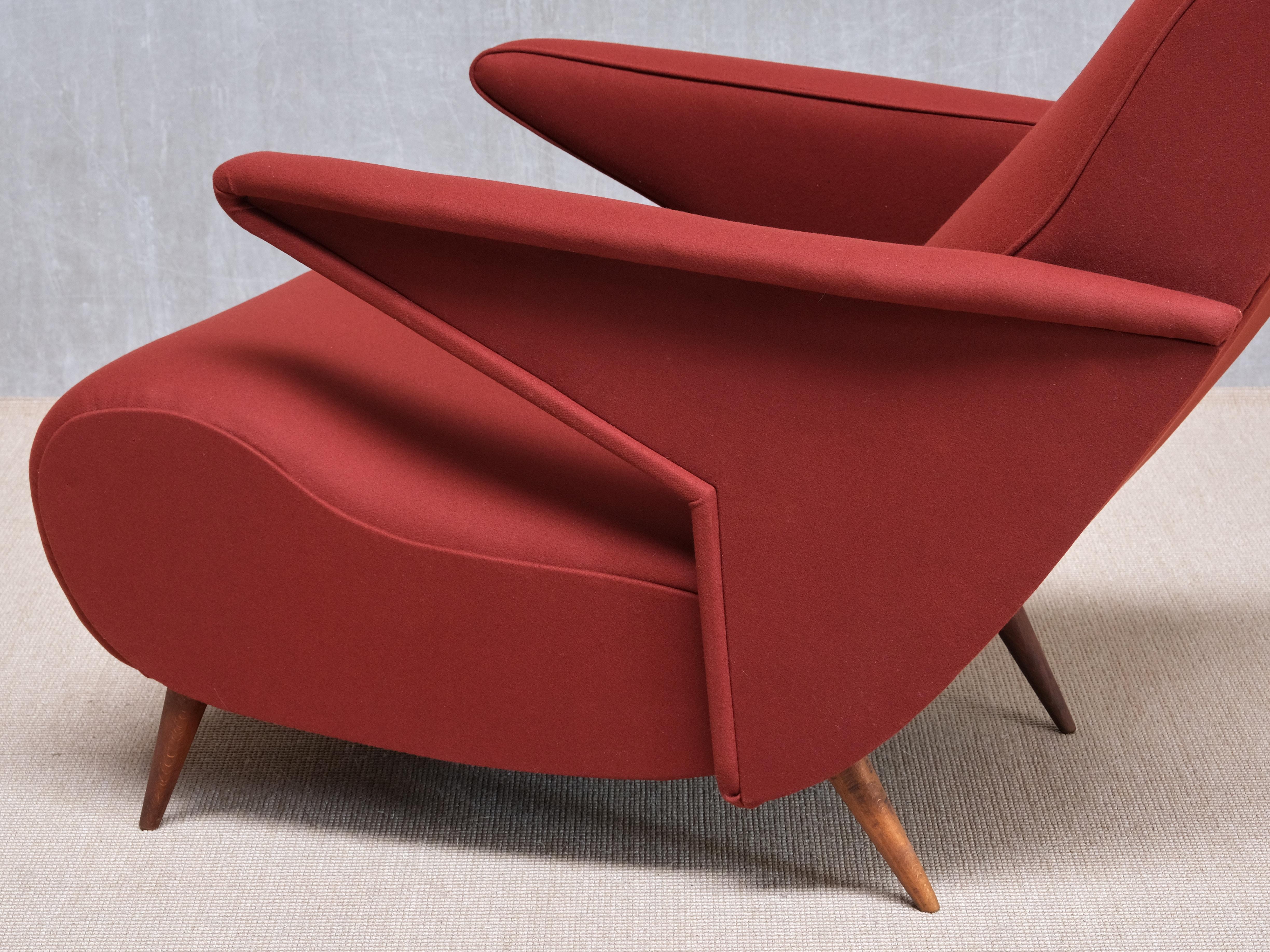 Important Angelo Banfi Reclining Armchair in Dedar Wool and Walnut, Italy, 1944 For Sale 3