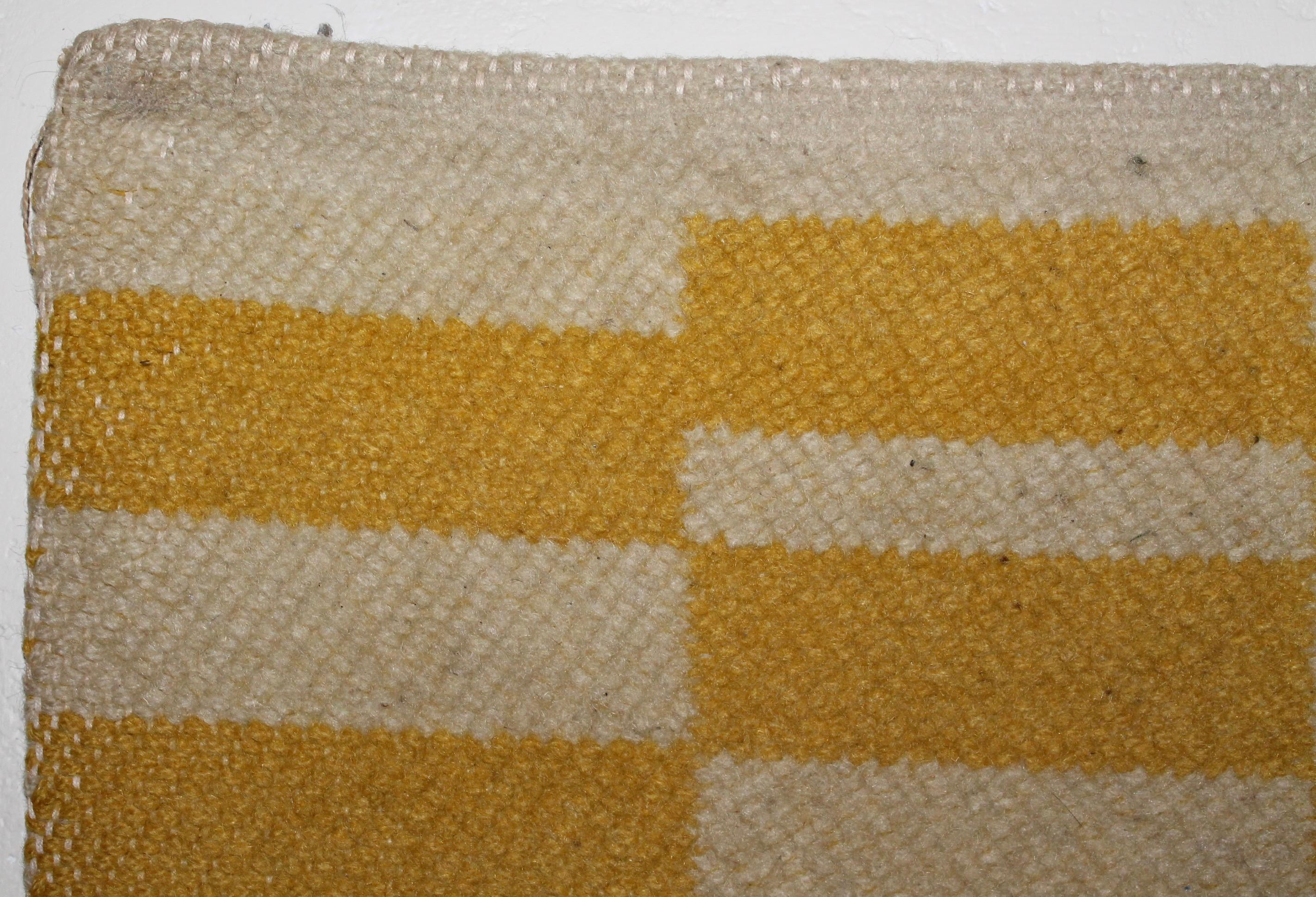 Important Anni Albers style Bauhaus or Black Mountain Period Hand Weaving In Good Condition For Sale In Sharon, CT