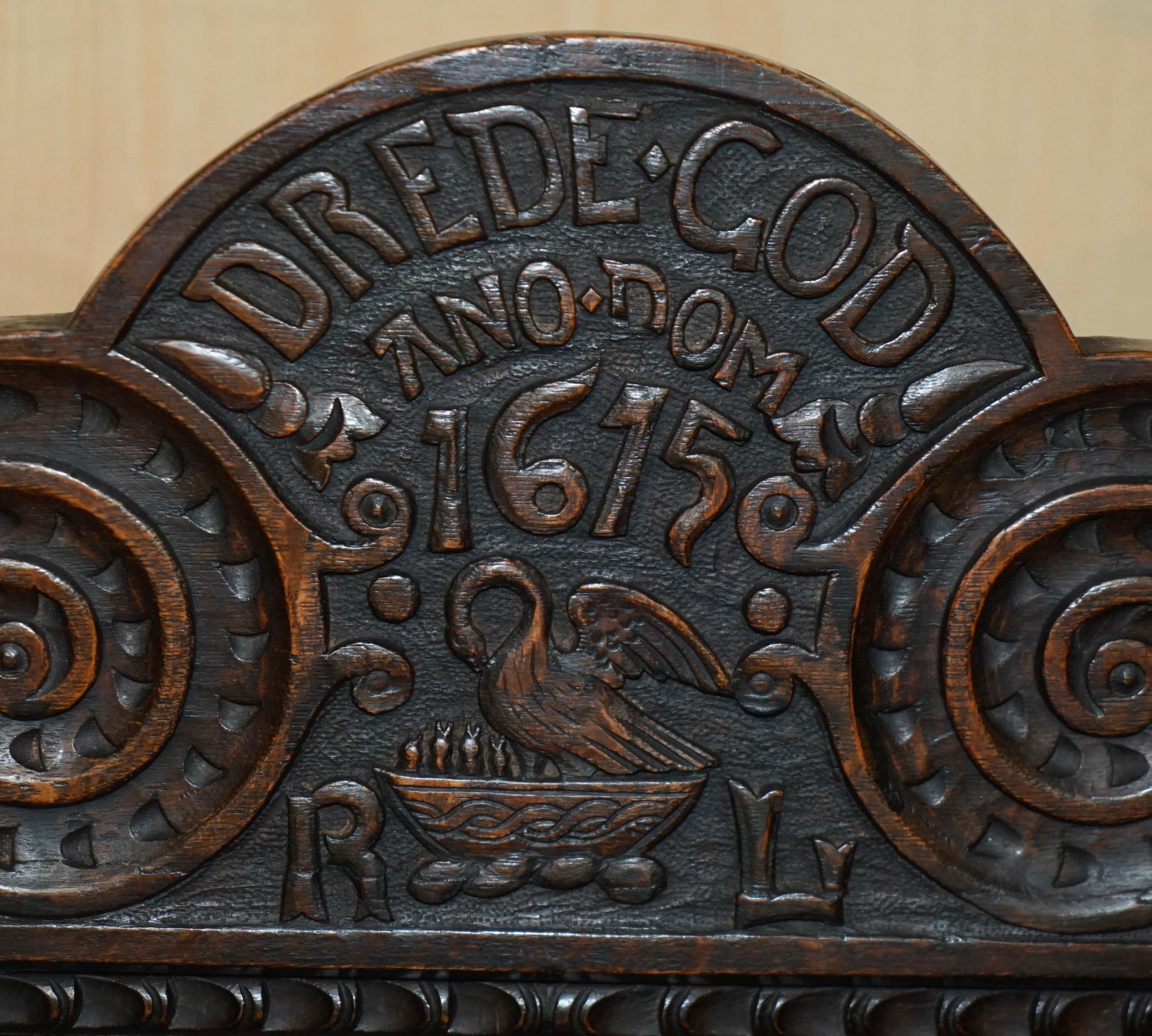 IMPORTANT ANTiQUE 1615 DATED HAND CARVED RICHARD THE LIONHEART THRONE ARMCHAIR In Good Condition For Sale In West Sussex, Pulborough