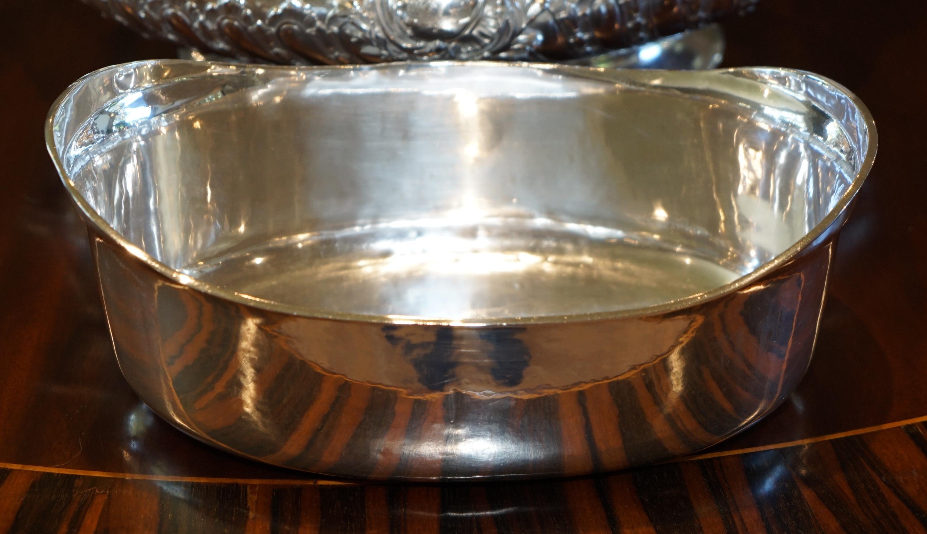 IMPORTANT ANTiQUE 1870 ÉMILE HUGO WINE CISTERN WITH ARMORIAL CREST COST OF ARMS For Sale 9