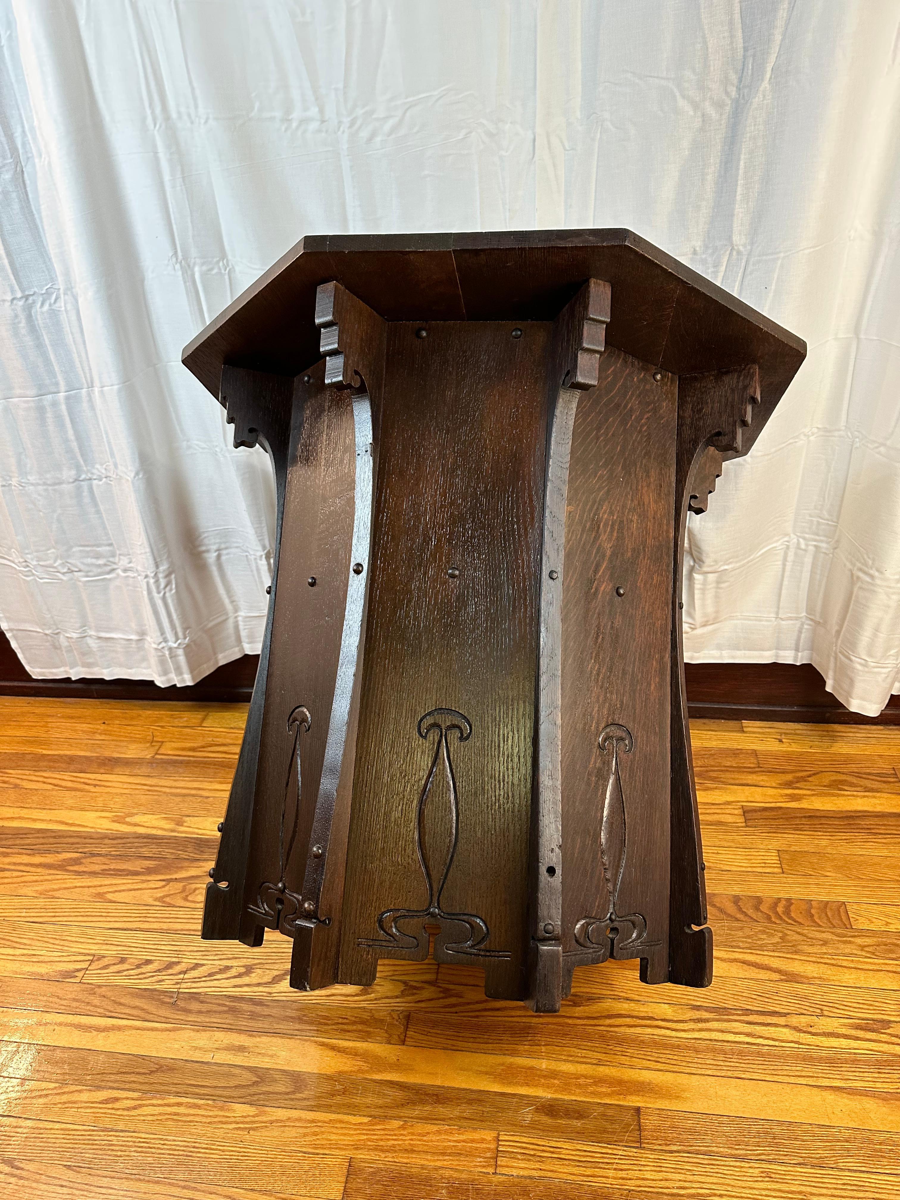 This is an important center table by Charles Rohlfs made in the early 1900s in Buffalo, New York.  Charles Rohlfs was an important arts & Crafts designer.  Many of his pieces are in museums in New York City and Nationally.  Made of quarter sawn oak