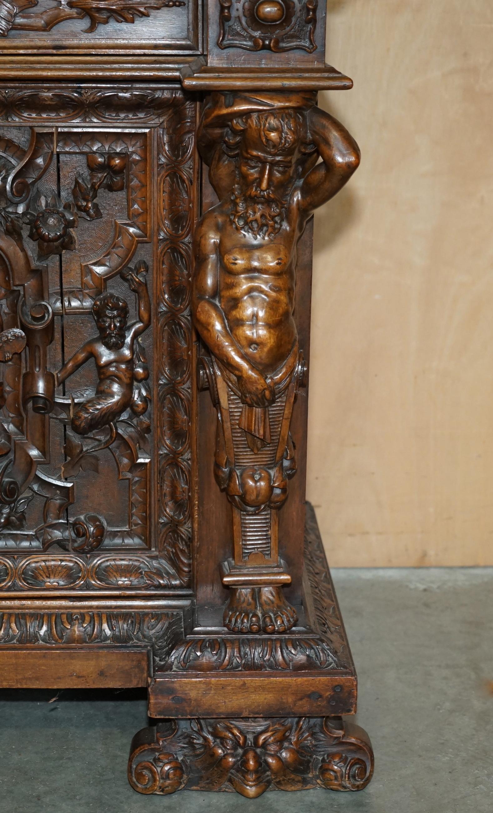 IMPORTANT ANTIQUE CIRCA 1850 FRENCH WALNUT ORNATELY CARVED BUFFET SiDEBOARD For Sale 4