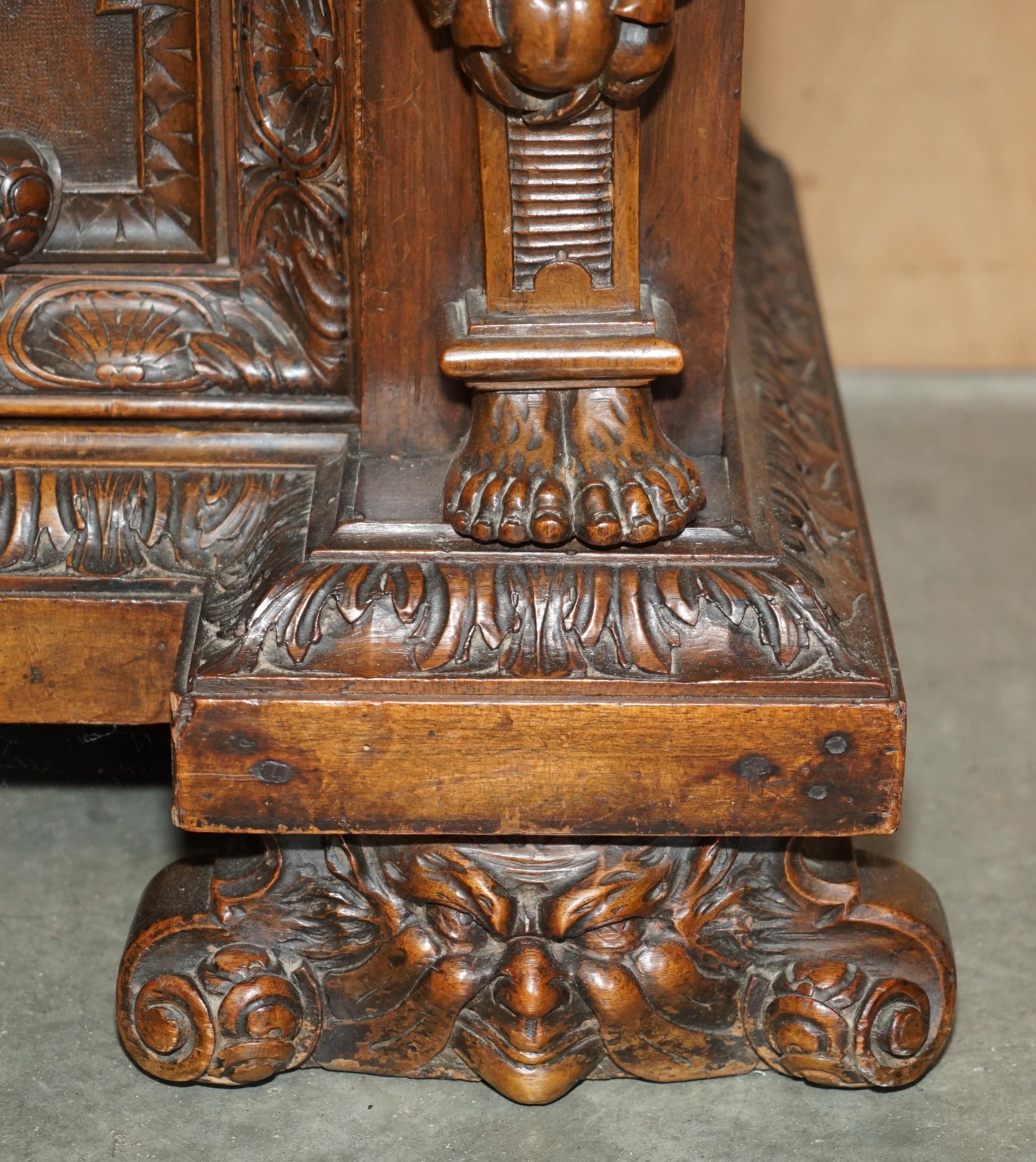 IMPORTANT ANTIQUE CIRCA 1850 FRENCH WALNUT ORNATELY CARVED BUFFET SiDEBOARD For Sale 6