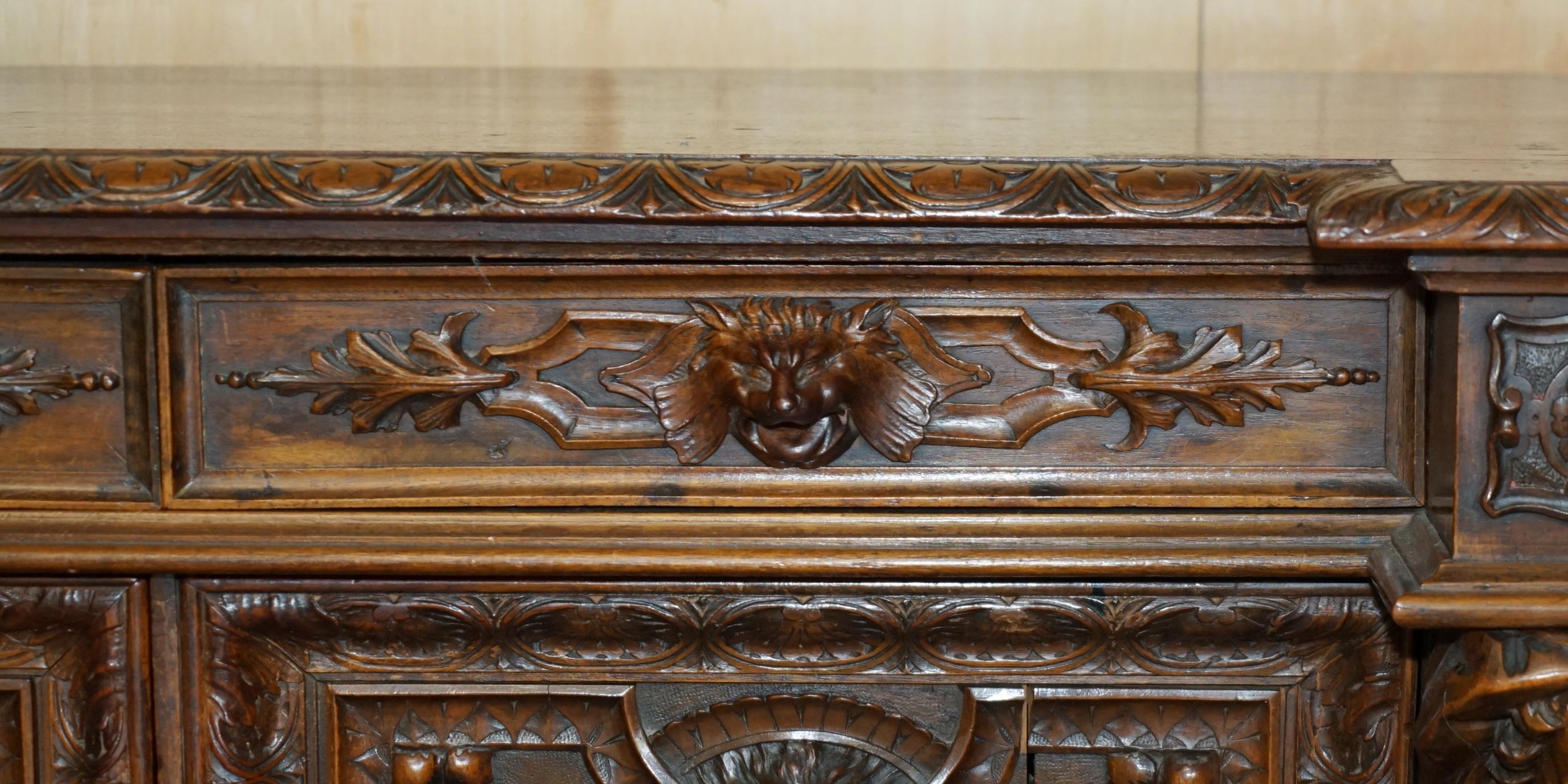 IMPORTANT ANTIQUE CIRCA 1850 FRENCH WALNUT ORNATELY CARVED BUFFET SiDEBOARD For Sale 1
