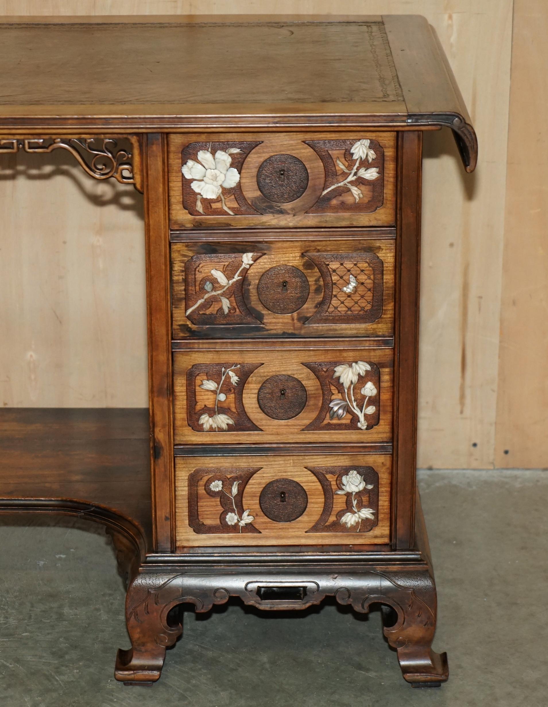 Hand-Crafted IMPORTANT ANTiQUE GABRIELD VIARDOT 1830-1906 ATTRIUBTED JAPONISME PEARL DESK For Sale