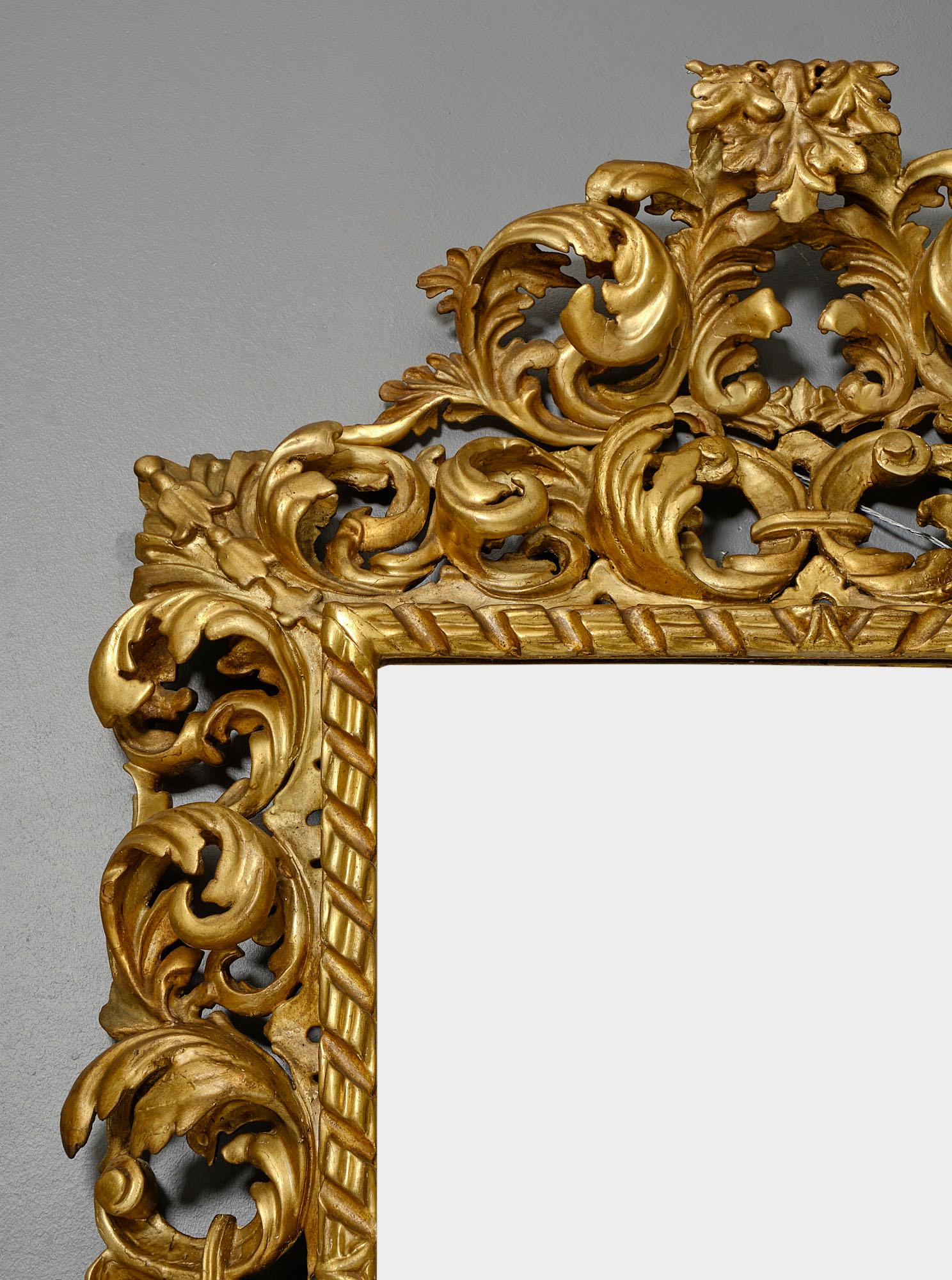 Important Antique Italian Baroque Mirror In Good Condition For Sale In Austin, TX