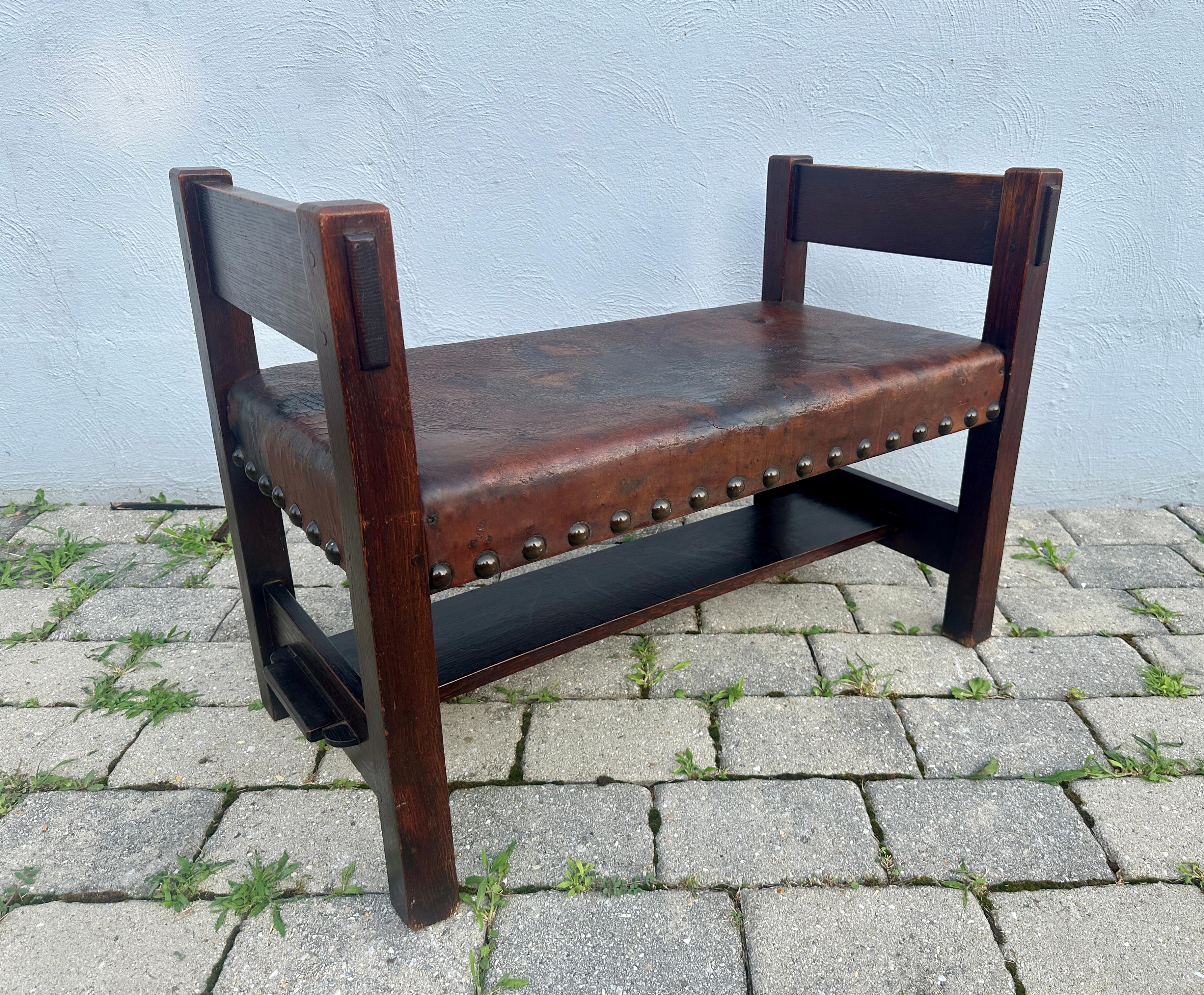 Important Antique Rare Gustav Stickley Window Seat - from year 1900 - W8359 For Sale 1