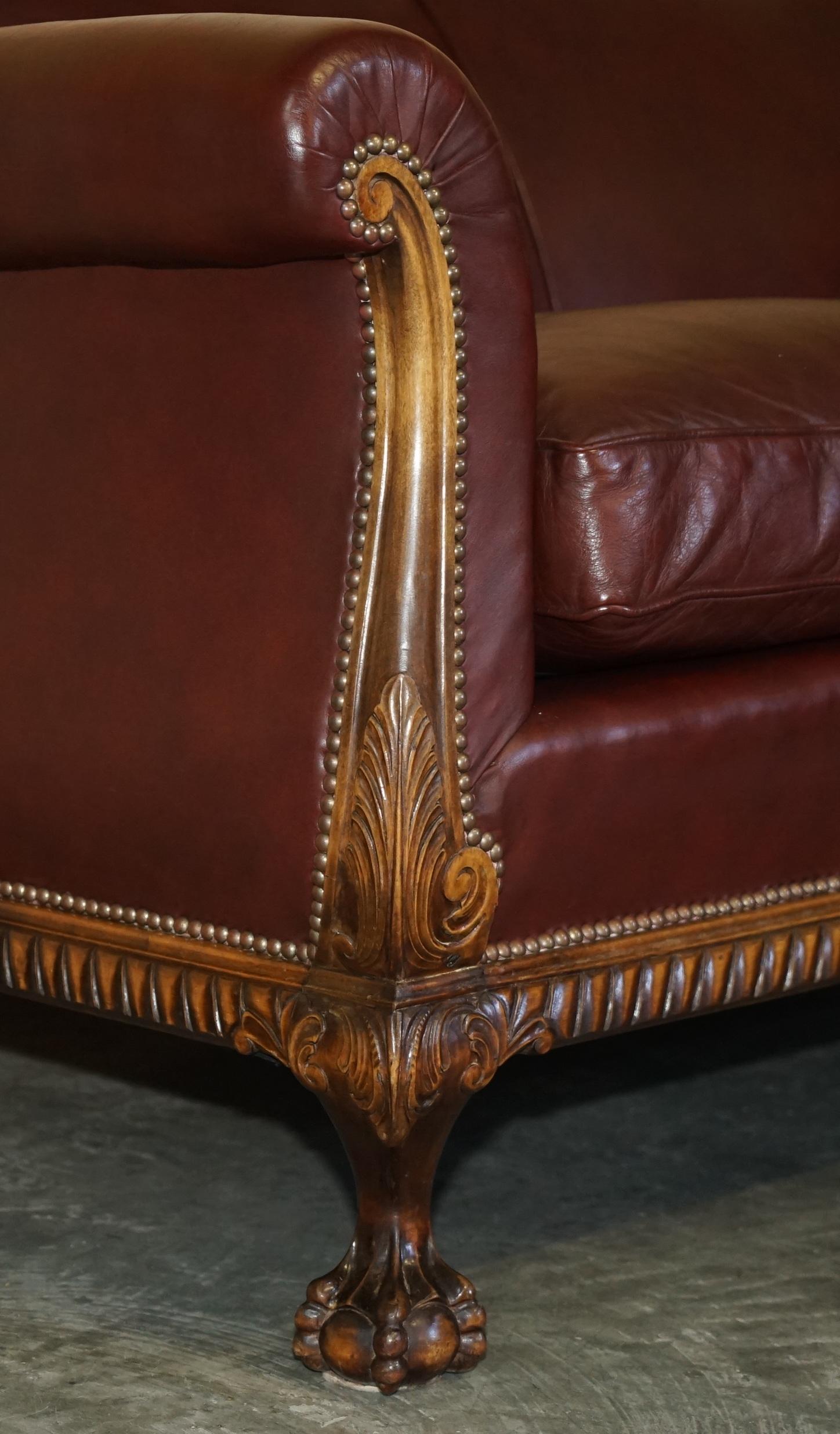 English Important Antique Victorian Claw & Ball Feet Brown Leather Walnut Club Sofa For Sale