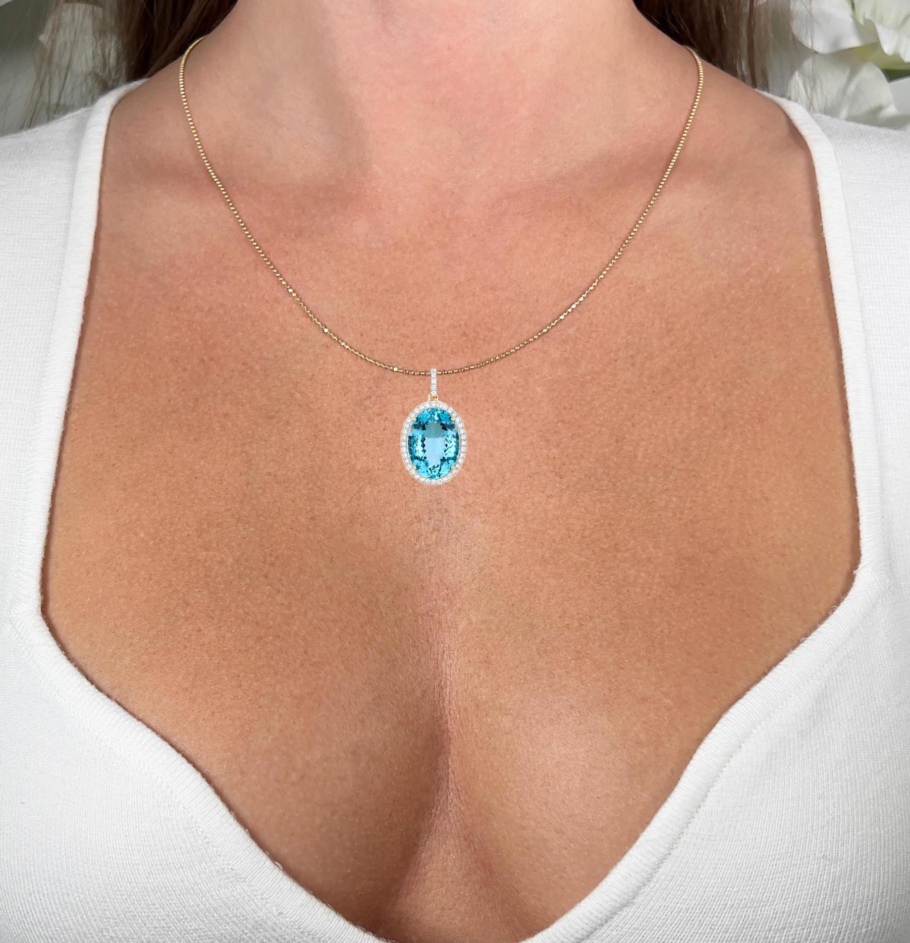 It comes with the Gemological Appraisal by GIA GG/AJP
All Gemstones are Natural
Aquamarine = 13.05 Carat
41 Diamonds = 0.57 Carats
Metal: 14K Yellow Gold
Pendant Dimensions: 32 x 18 mm